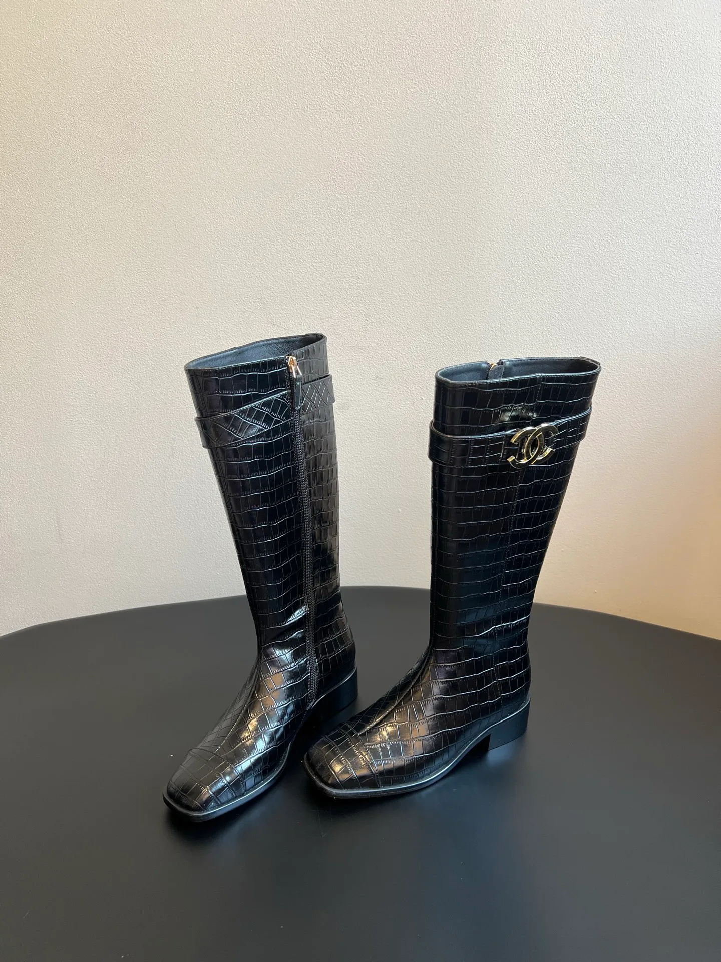Сапоги Женские Chanel 18205927