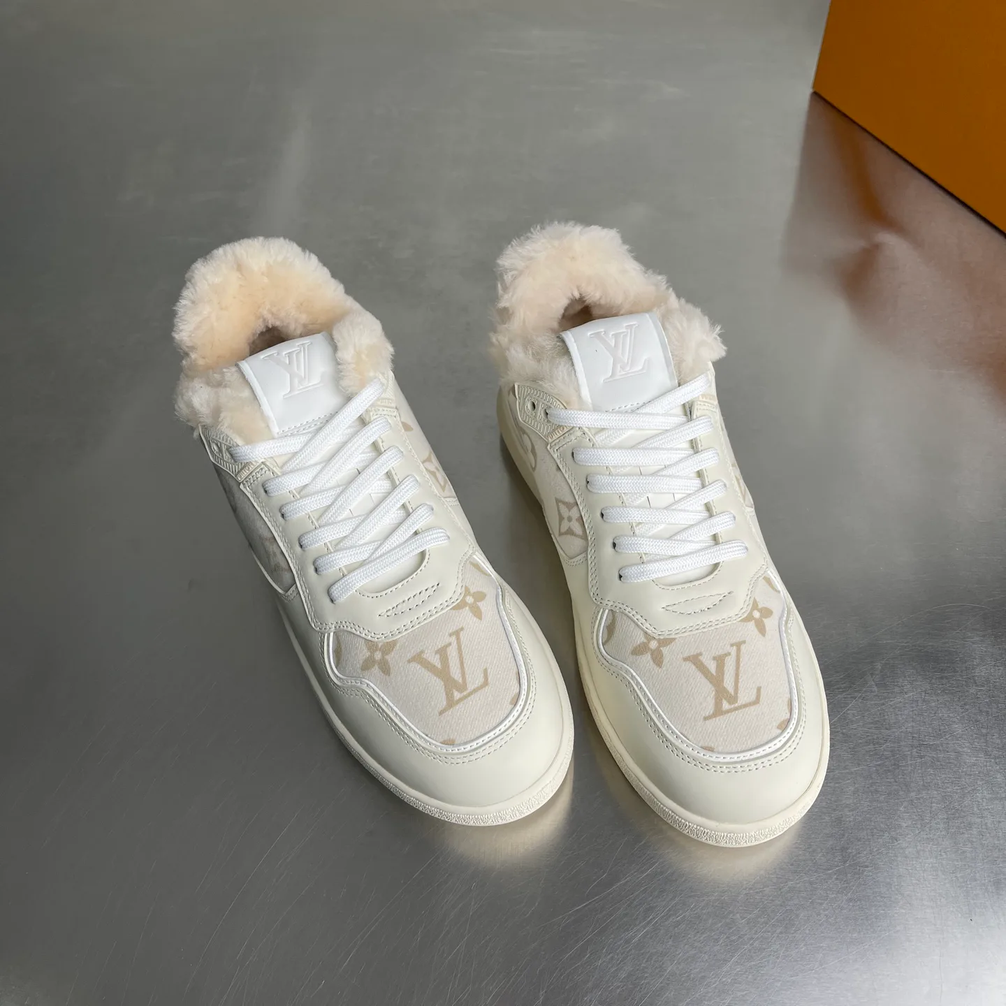 Кеды Женские Louis Vuitton 558392