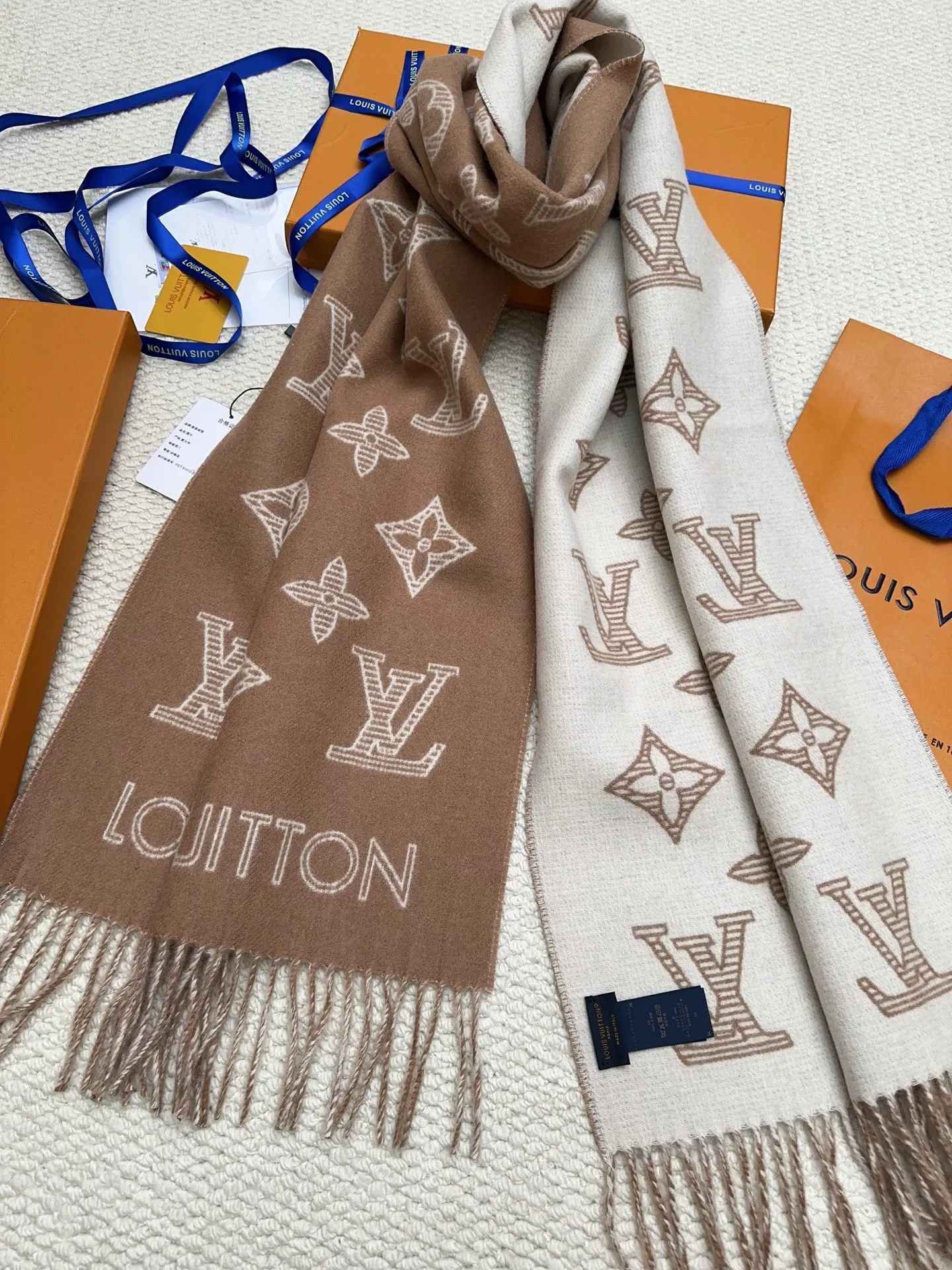 Шарфы Louis Vuitton 18275093