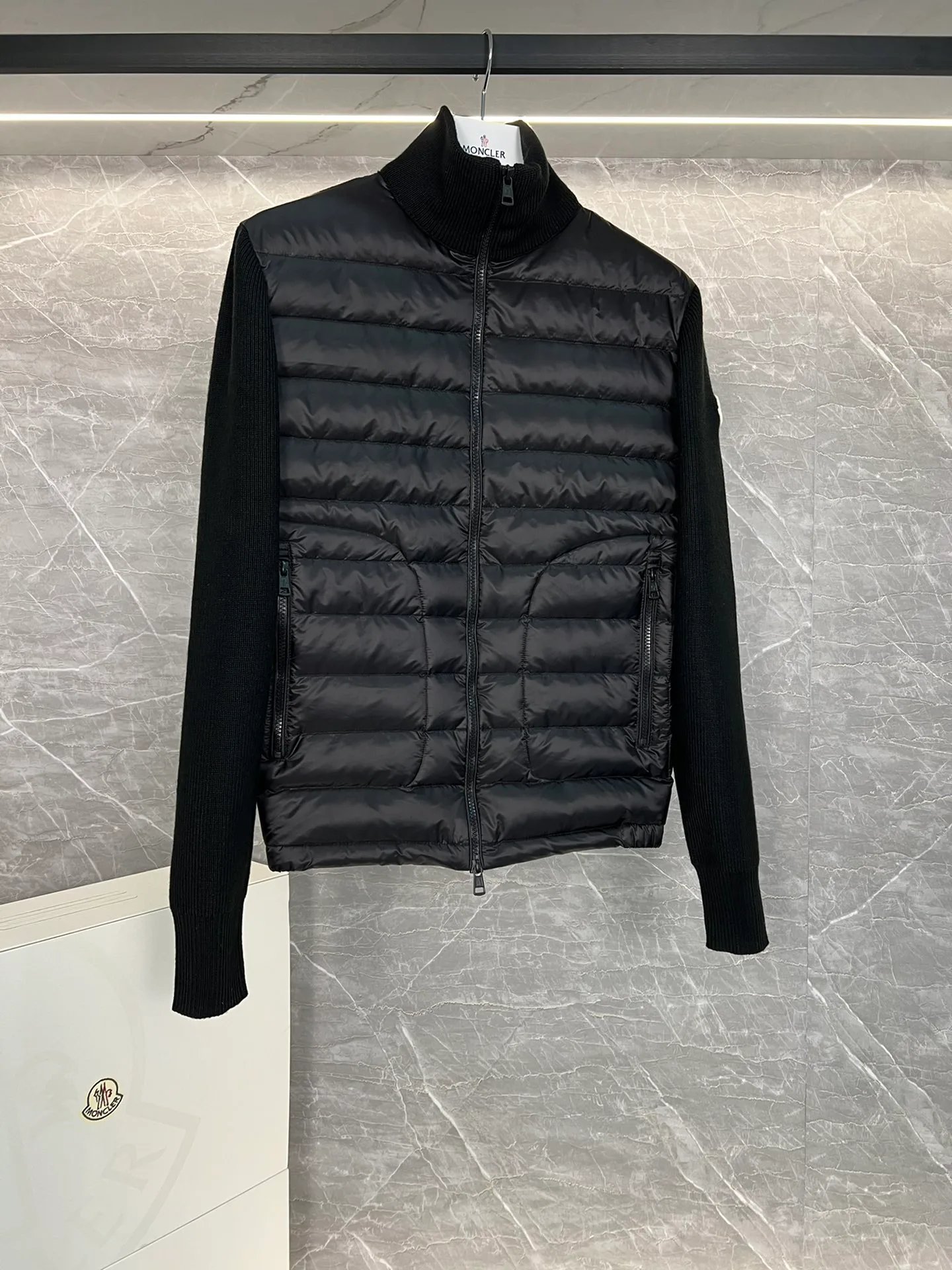 Куртки И Пуховики Женские Moncler 18131381