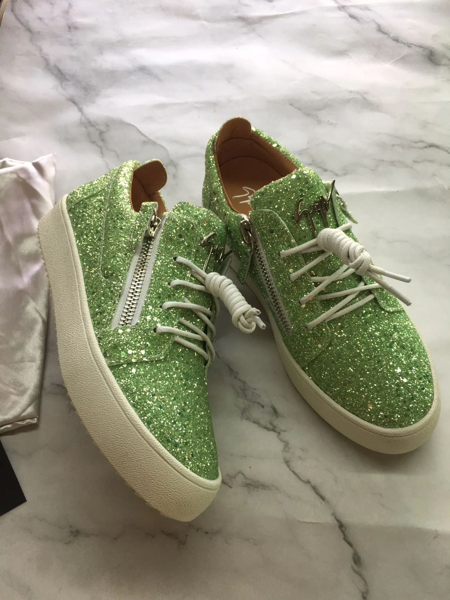 Кроссовки Женские Giuseppe Zanotti 17955595