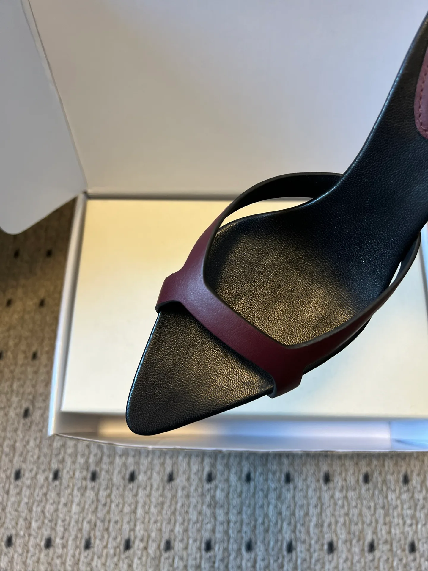 Босоножки Женские Saint Laurent 10835399