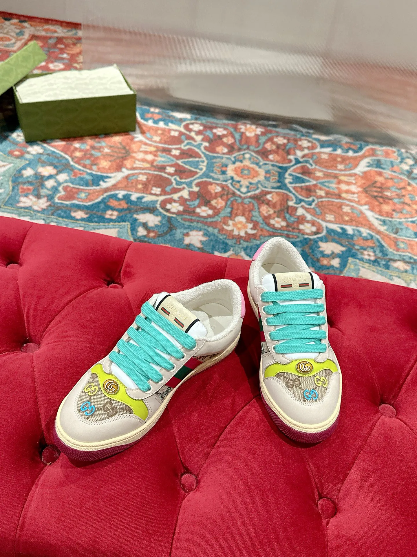 Кроссовки Женские Gucci 983421
