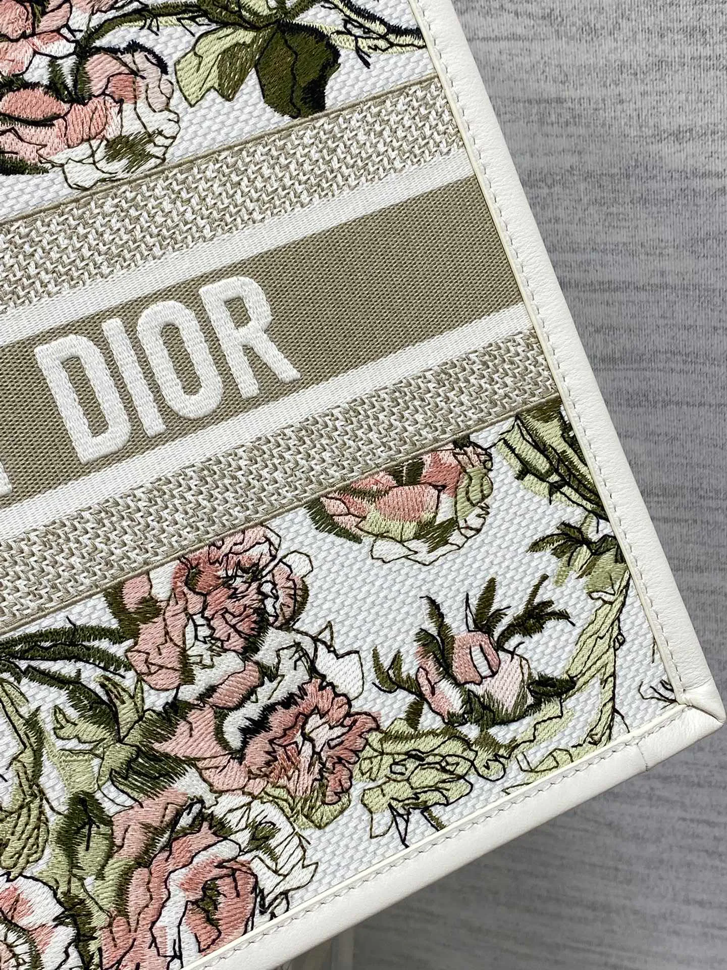 Классические Сумки Женские Christian Dior 11224089