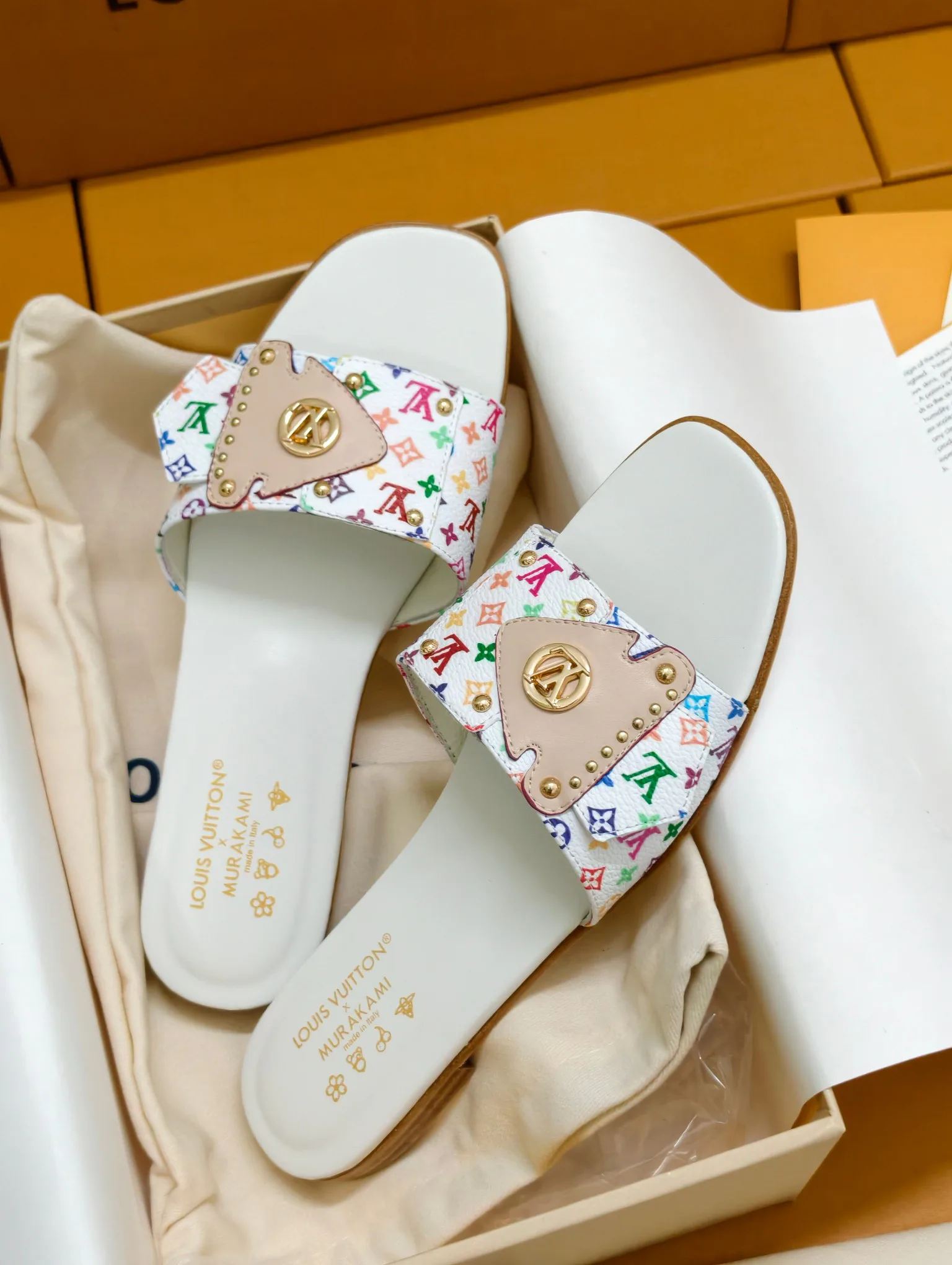 Шлепанцы Женские Louis Vuitton 10236798