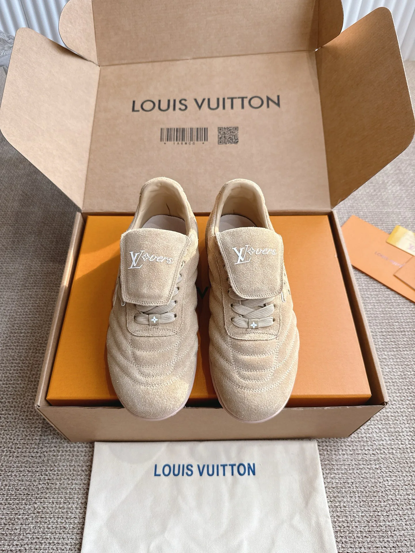 Кроссовки Женские Louis Vuitton 2792845