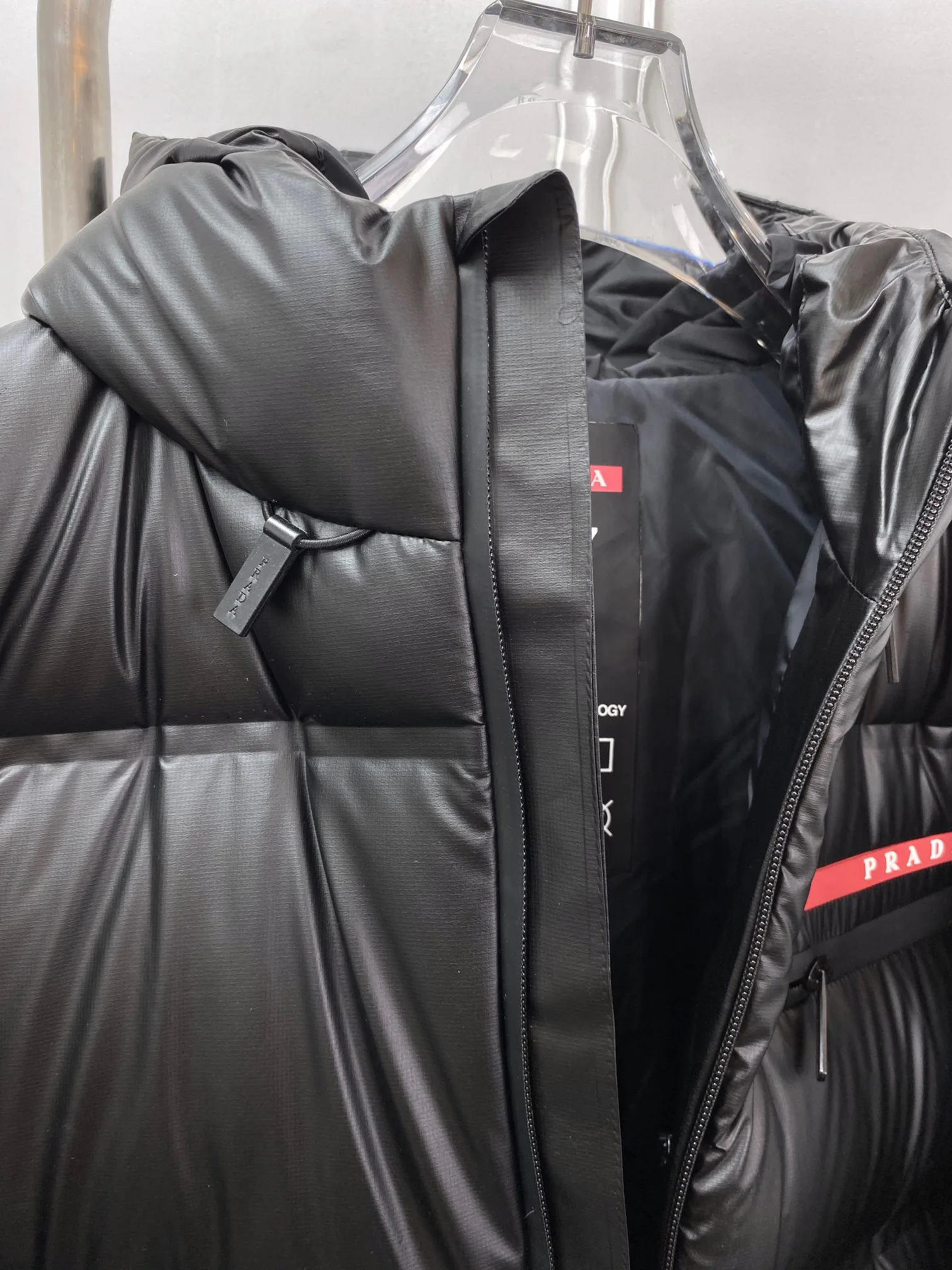 Пуховики Женские Prada 3491