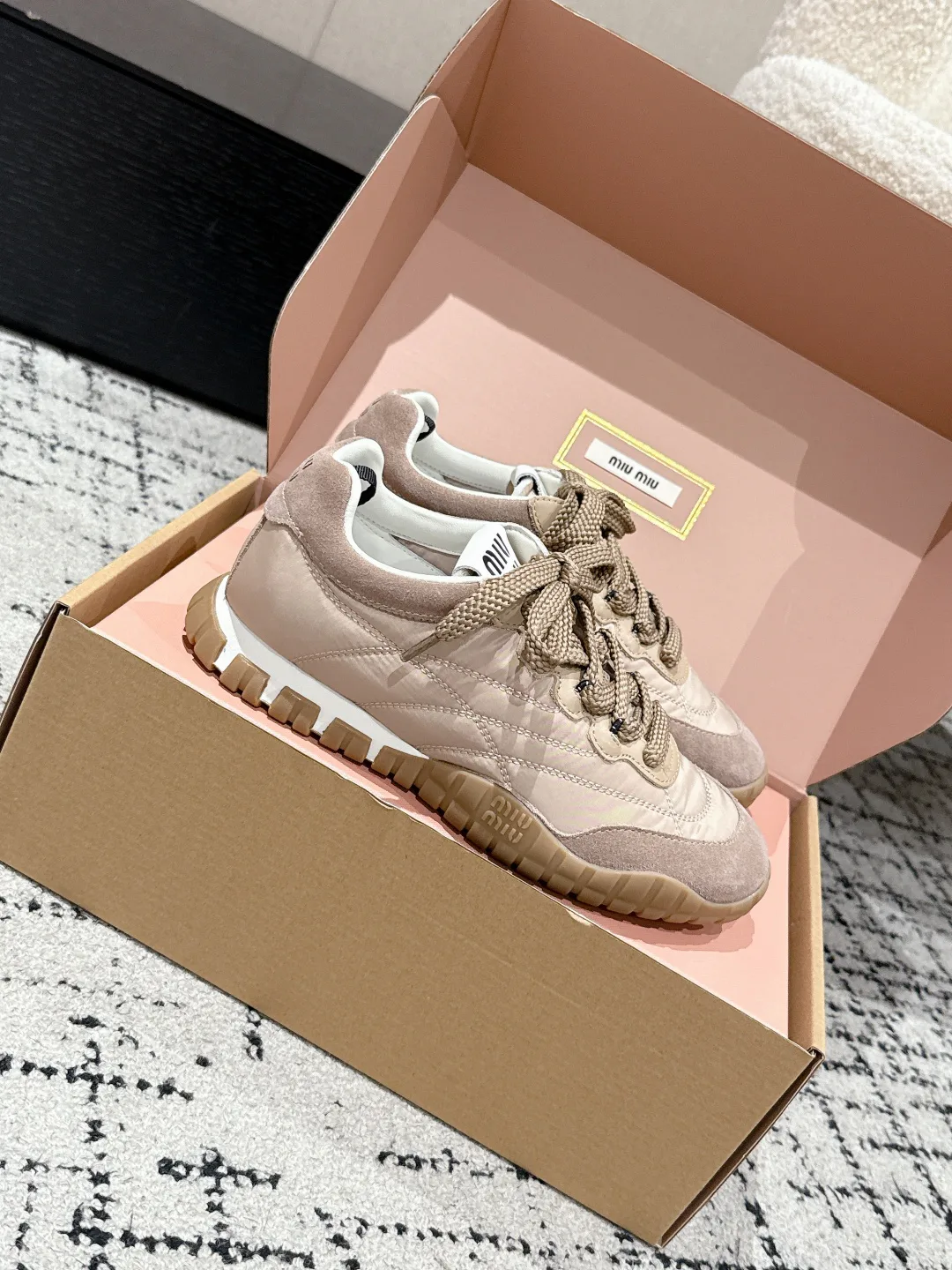 Кроссовки Женские Miu Miu 148127
