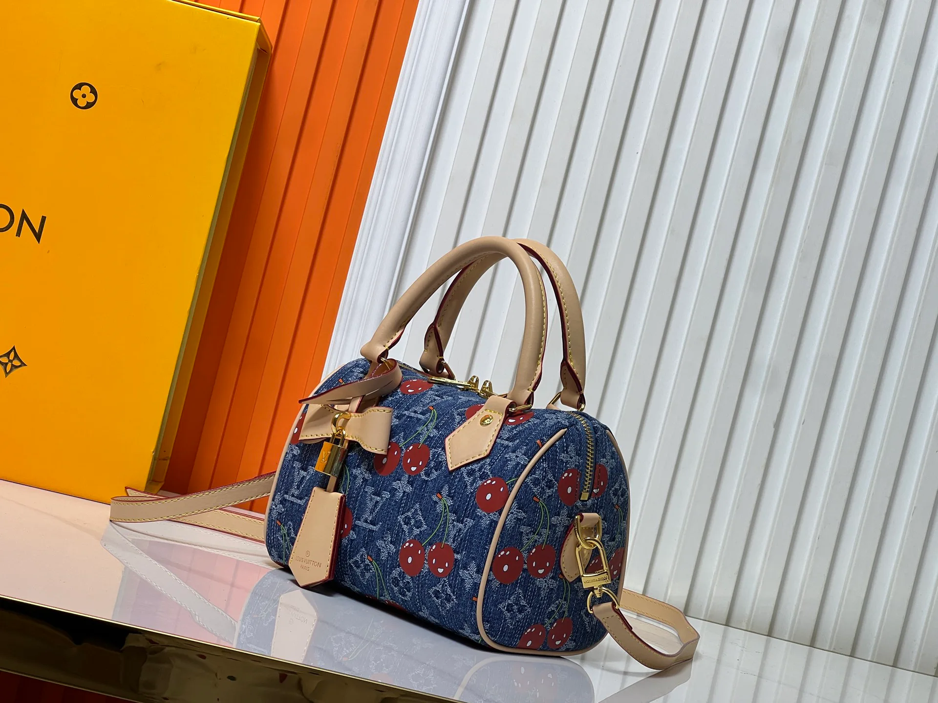 Сумки На Ремне Женские Louis Vuitton 71258