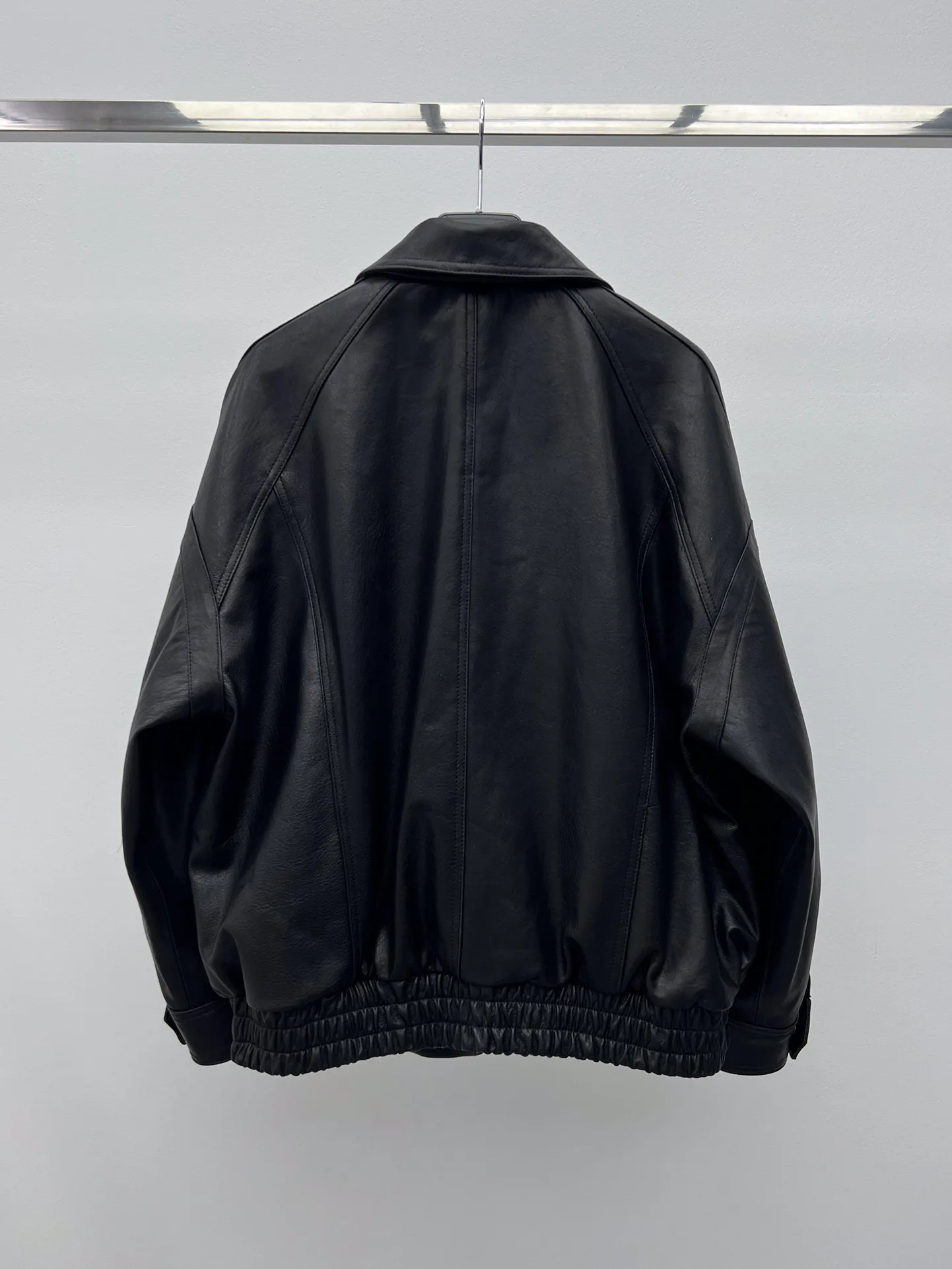 Кожаные Куртки И Дублёнки Женские Saint Laurent 17719118