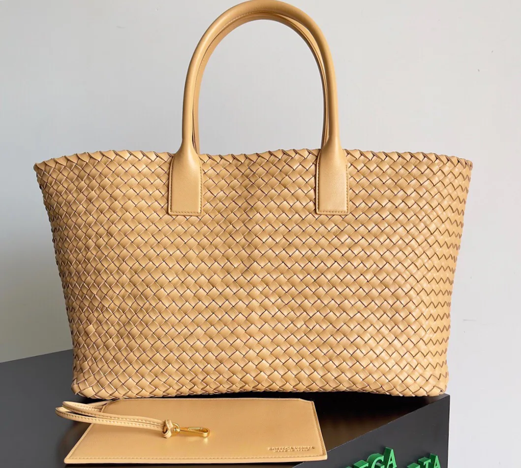 Классические Сумки Женские Bottega Veneta 11387794