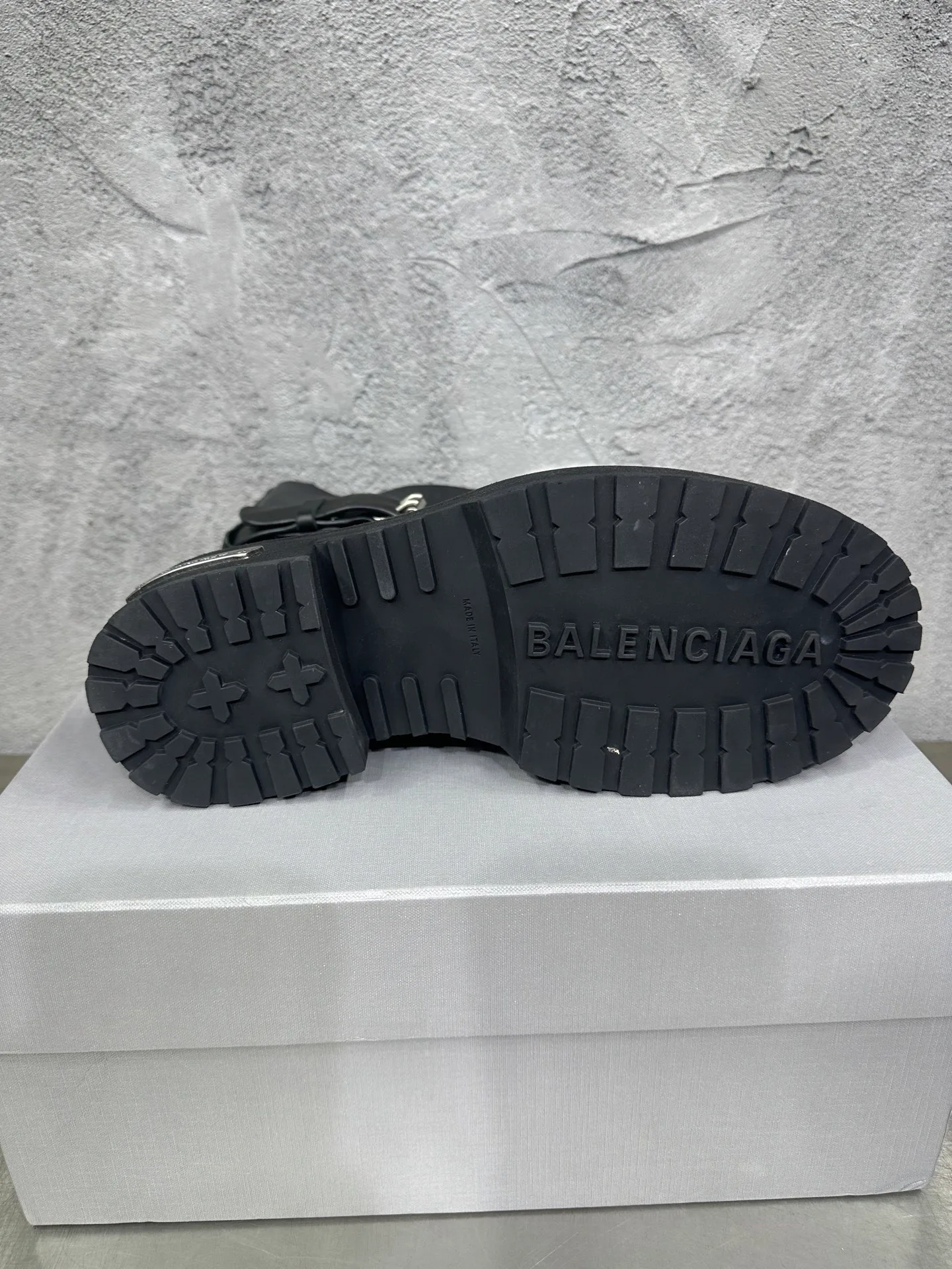 Ботинки Мужские Balenciaga 19688080