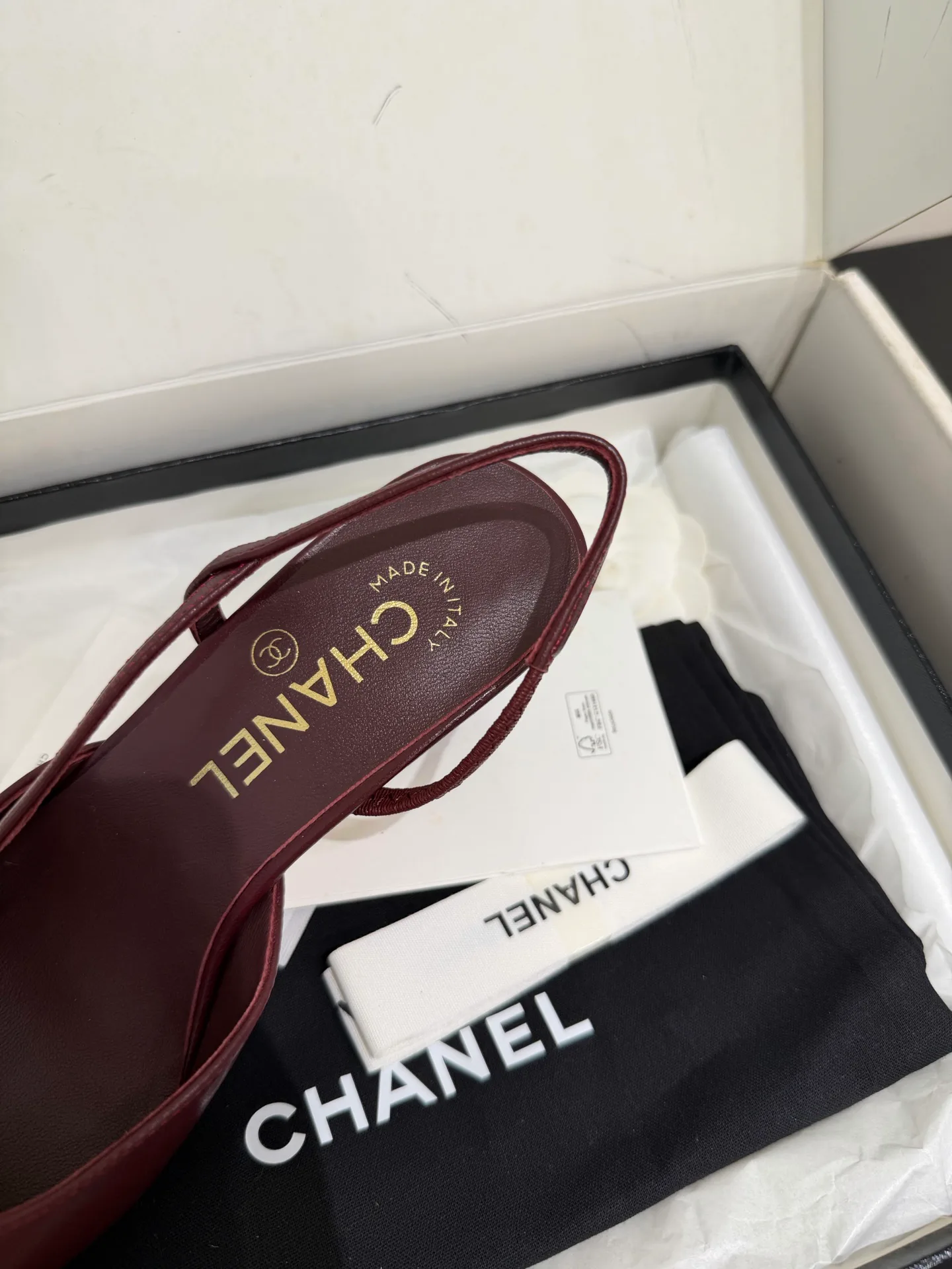 Босоножки Женские Chanel 18087714