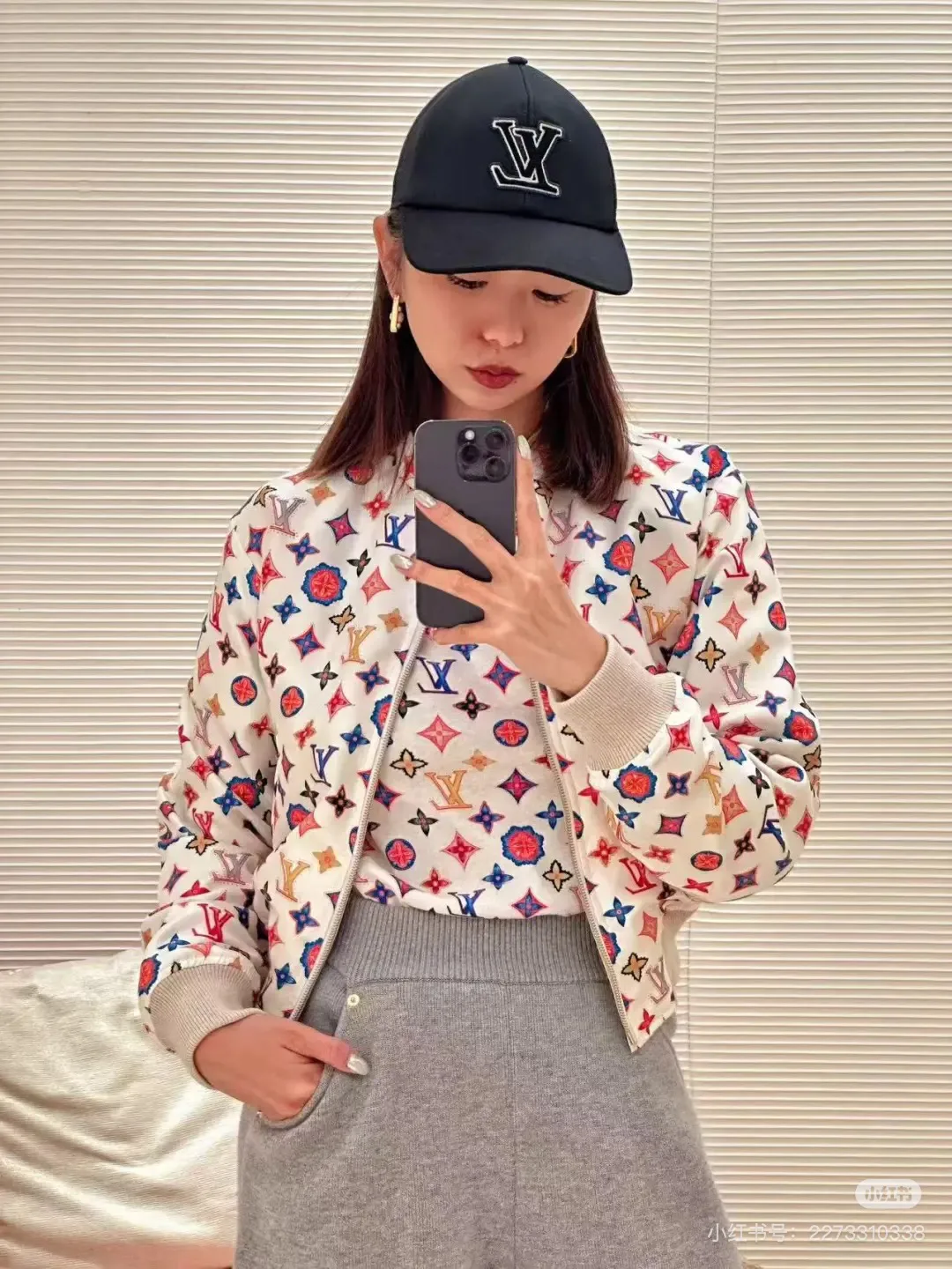 Куртки Женские Louis Vuitton Куртки Женские Louis Vuitton