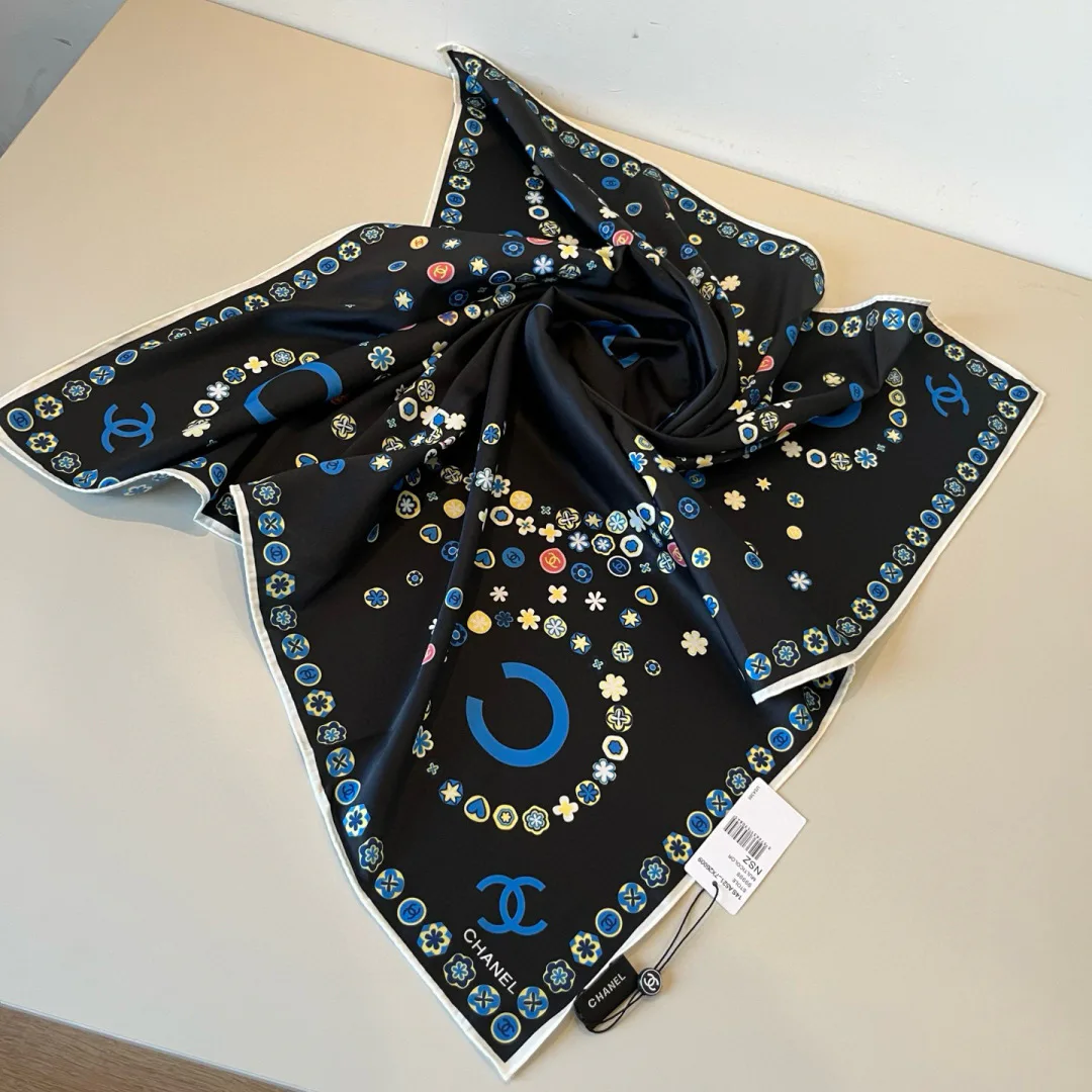 Платки Chanel 11115343