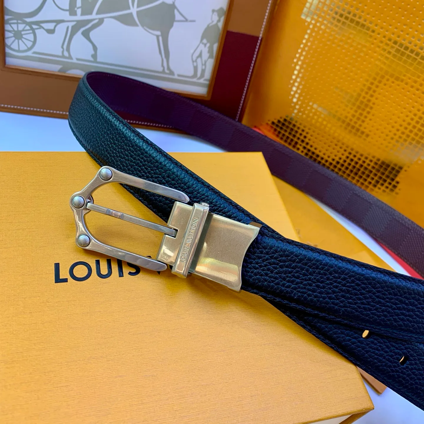 Ремни Louis Vuitton 17638910