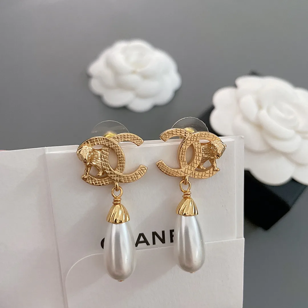 Бижутерия Chanel 11465456