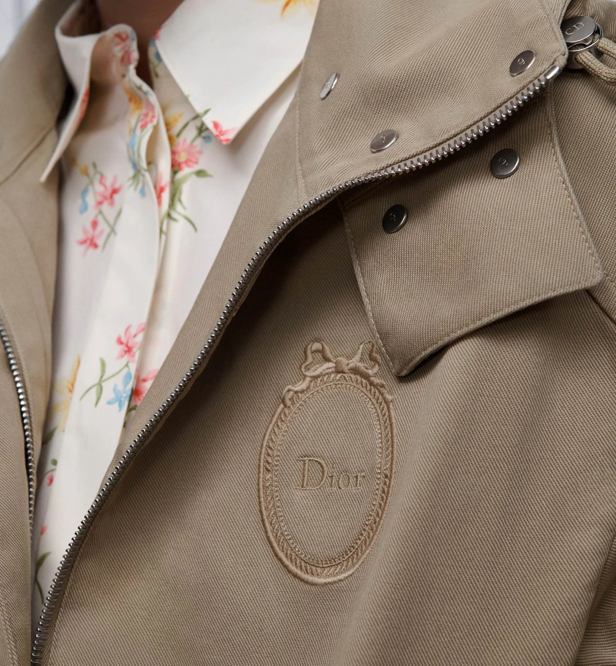 Куртки И Пуховики Женские Christian Dior 18254361