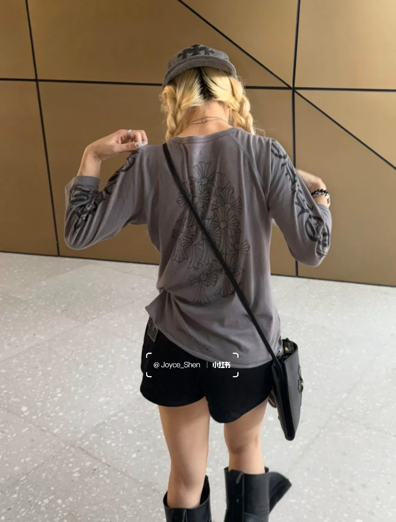 Футболки Женские Chrome Hearts 16980733