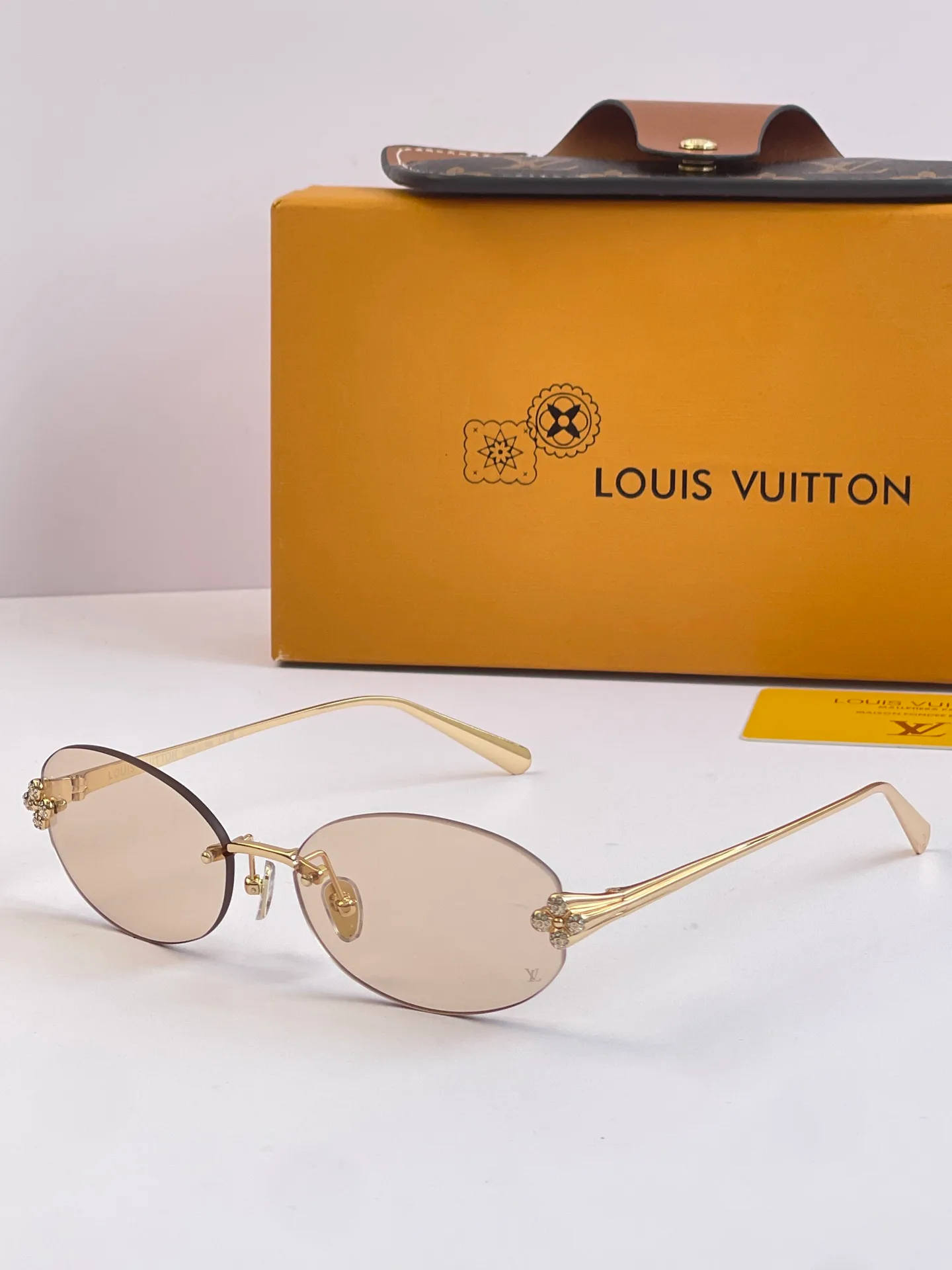 Очки Louis Vuitton 18226193