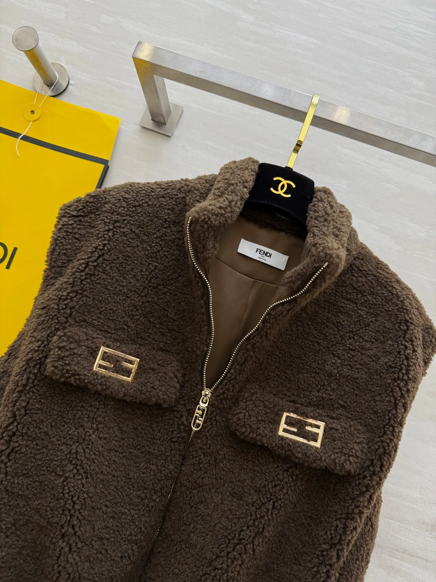 Жилеты Женские Fendi 600436