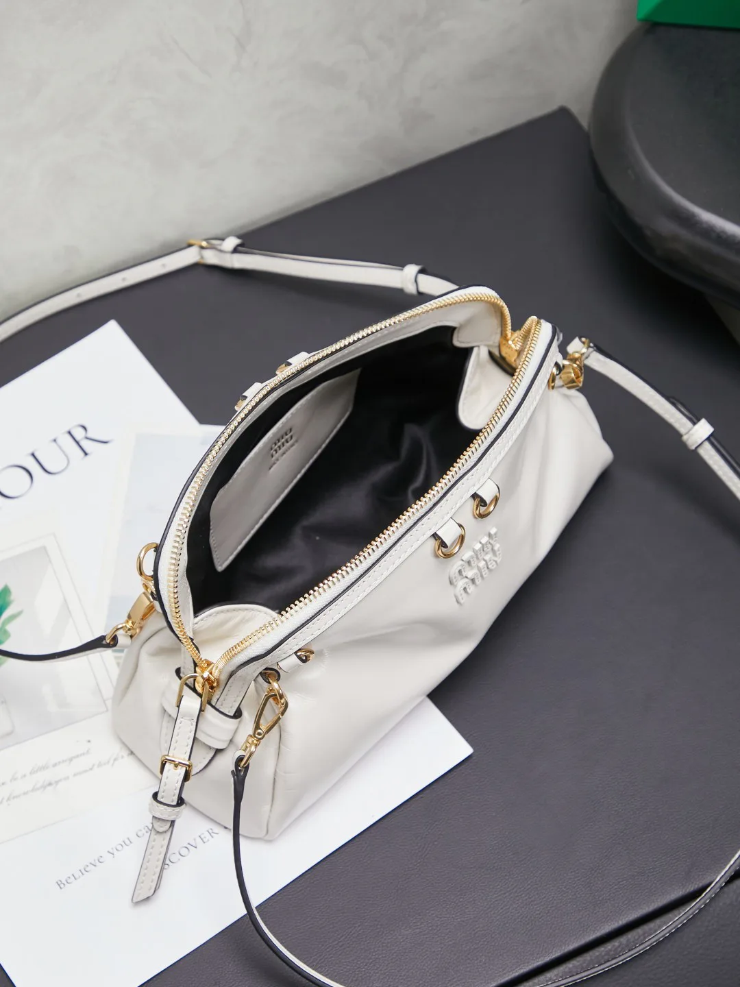 Сумки На Ремне Женские Miu Miu 11402770