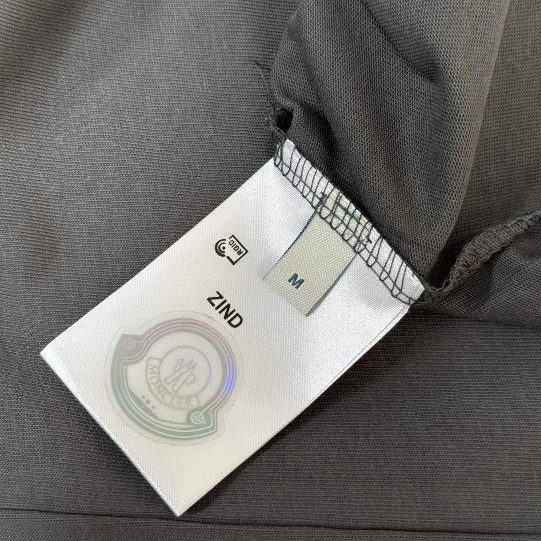 Футболки Женские Moncler 10292174