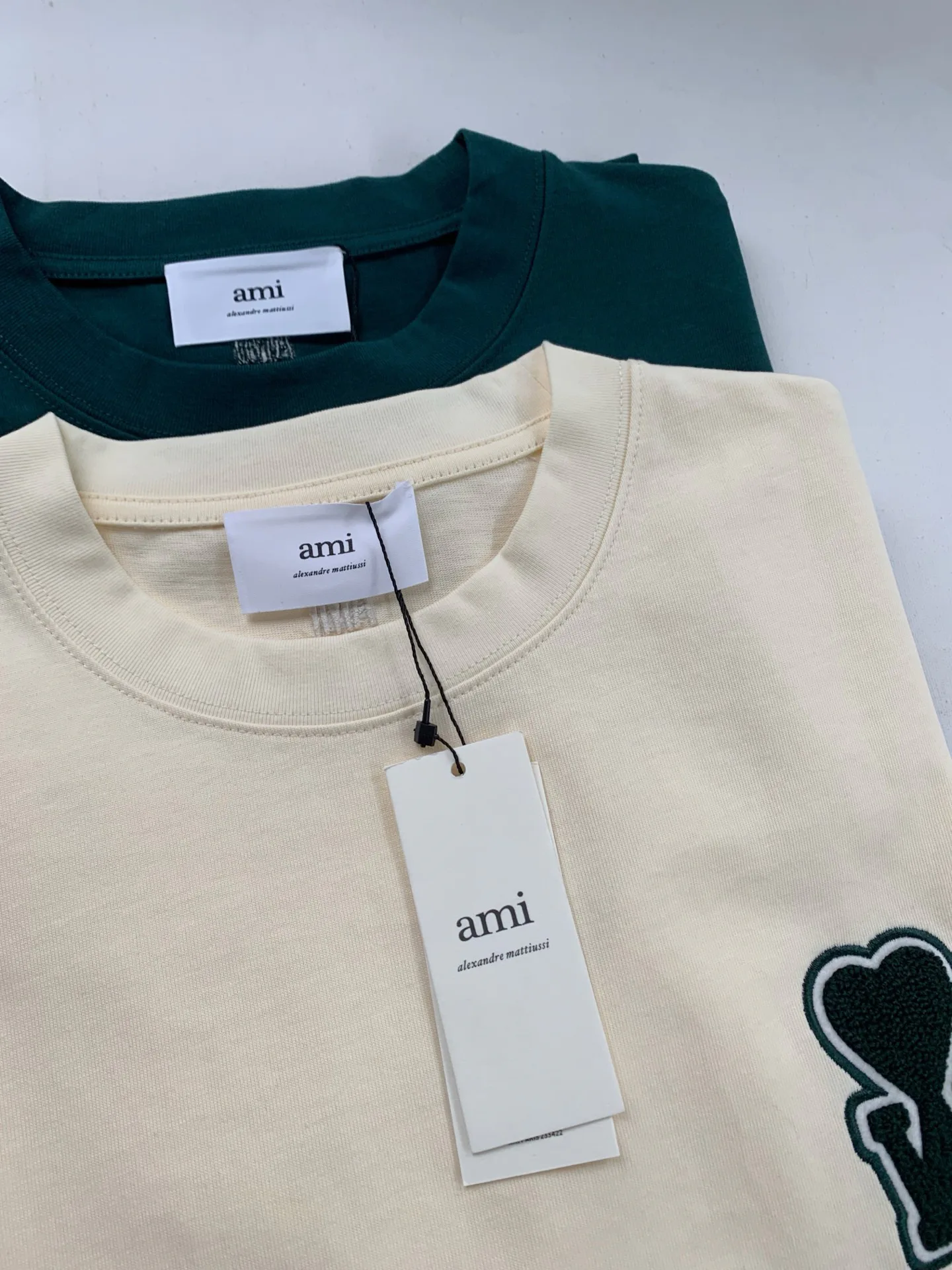 Футболки Женские Ami Paris 36395