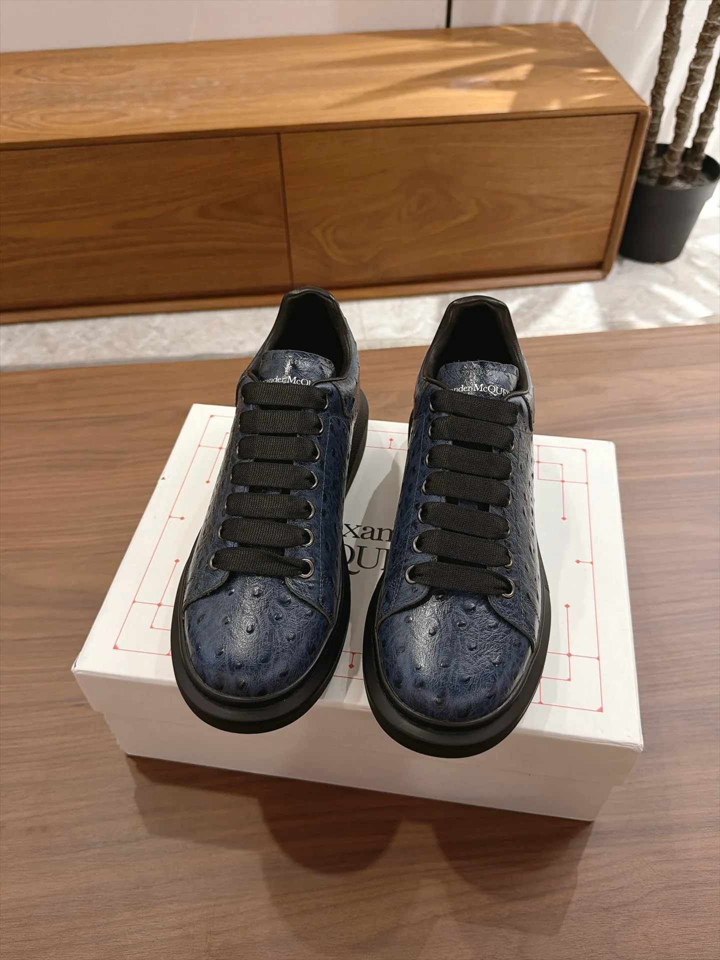 Кроссовки Женские Alexander Mcqueen 18159793