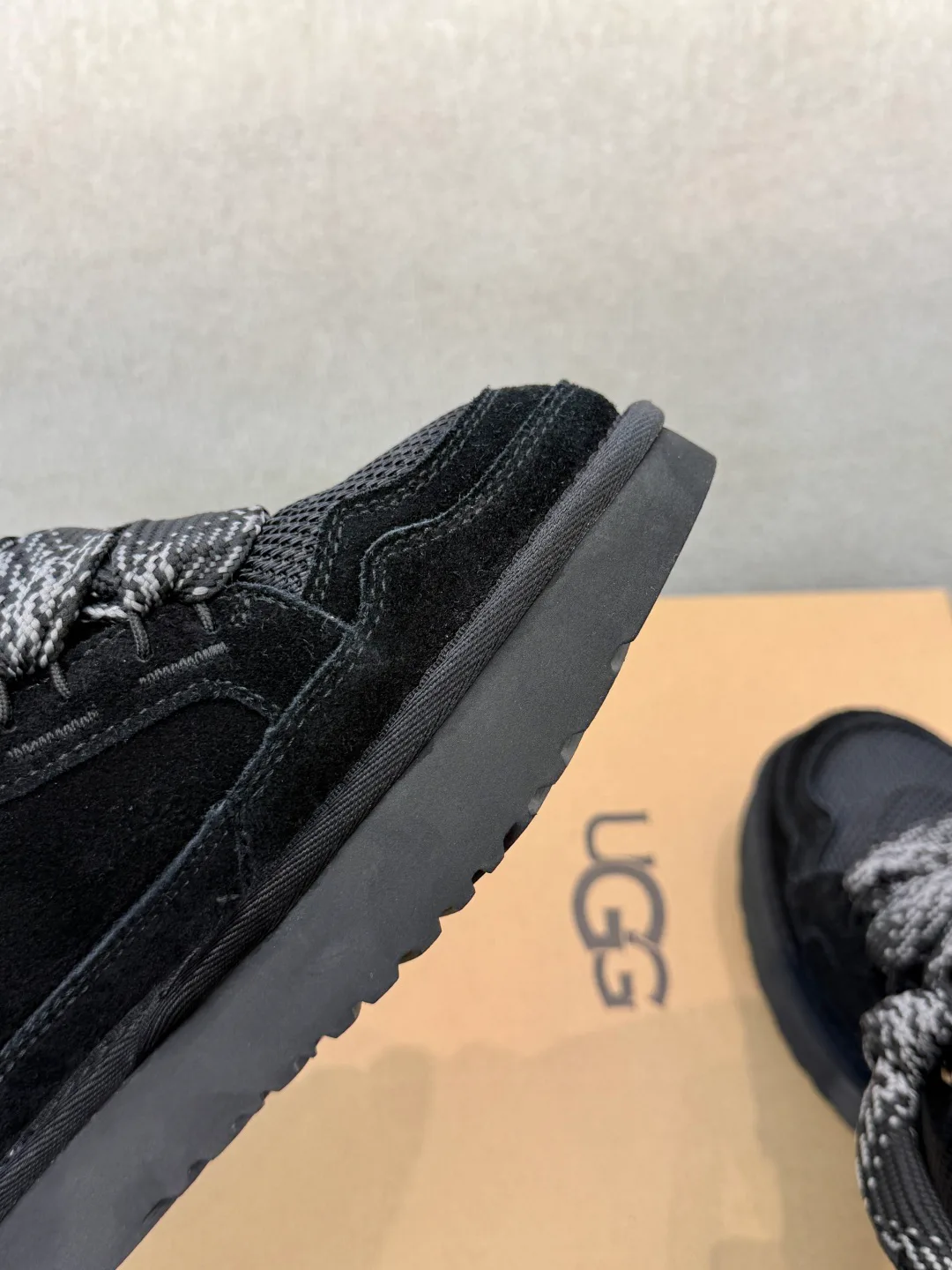 Кроссовки Женские Ugg 19979122