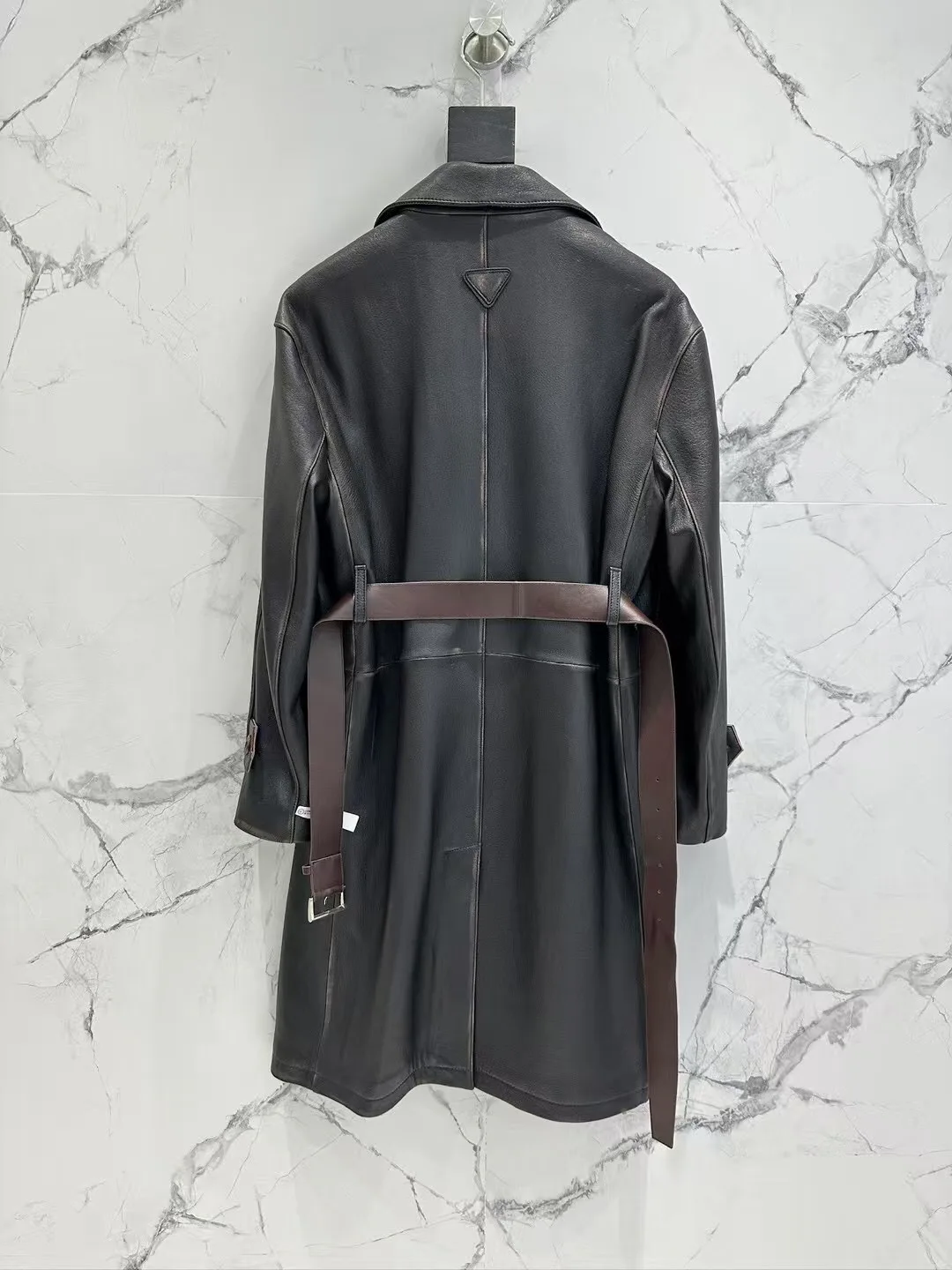 Кожаные Куртки И Дублёнки Женские Prada 13186428