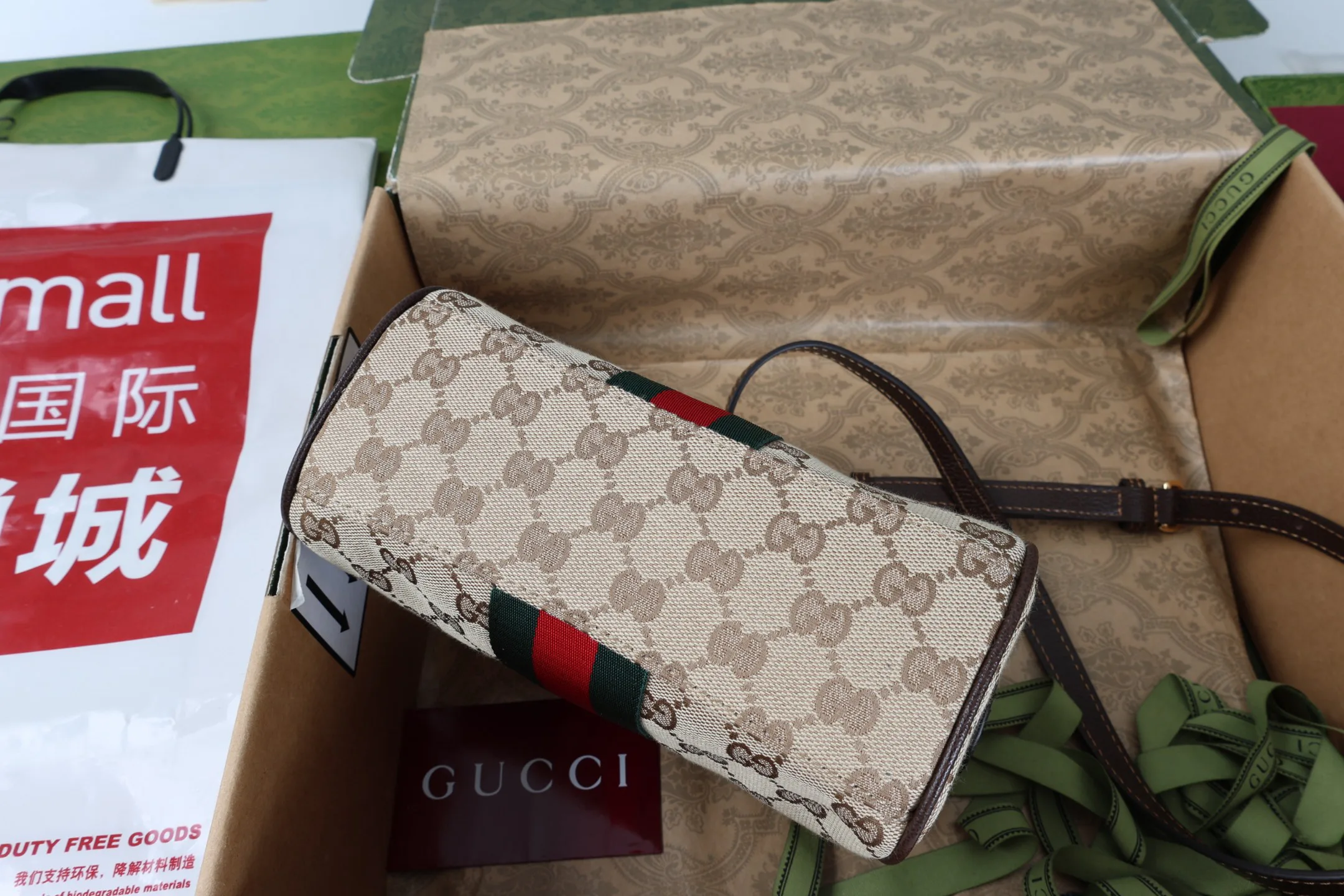 Классические Сумки Женские Gucci 18004846