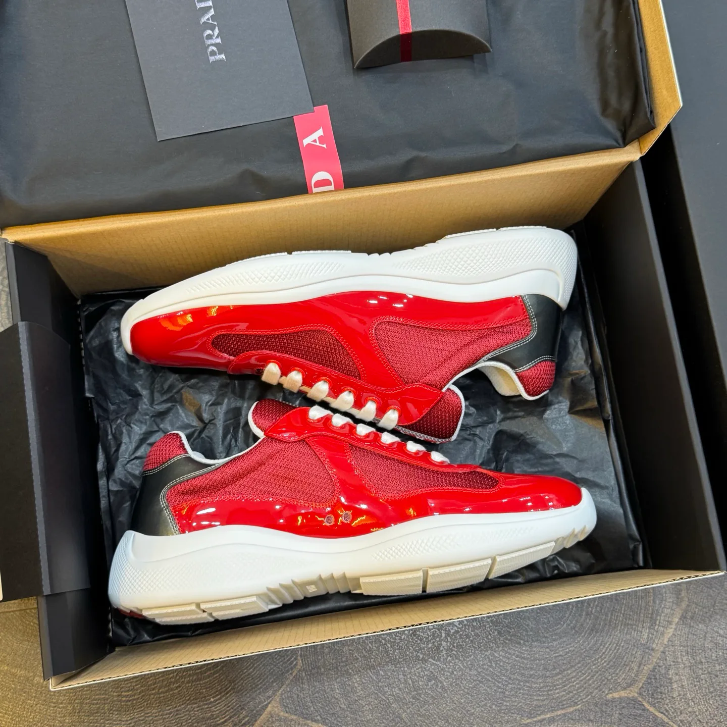 Кроссовки Женские Prada 18267050