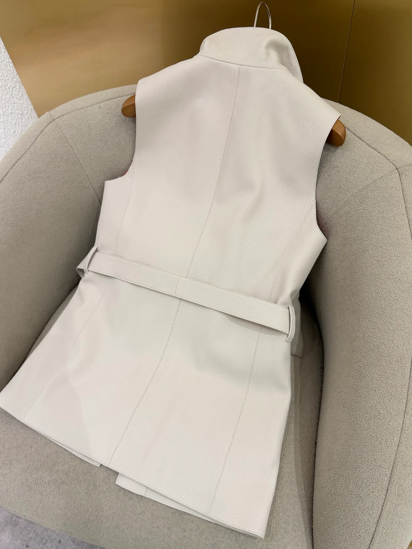 Жилеты Женские Hermes 19253089