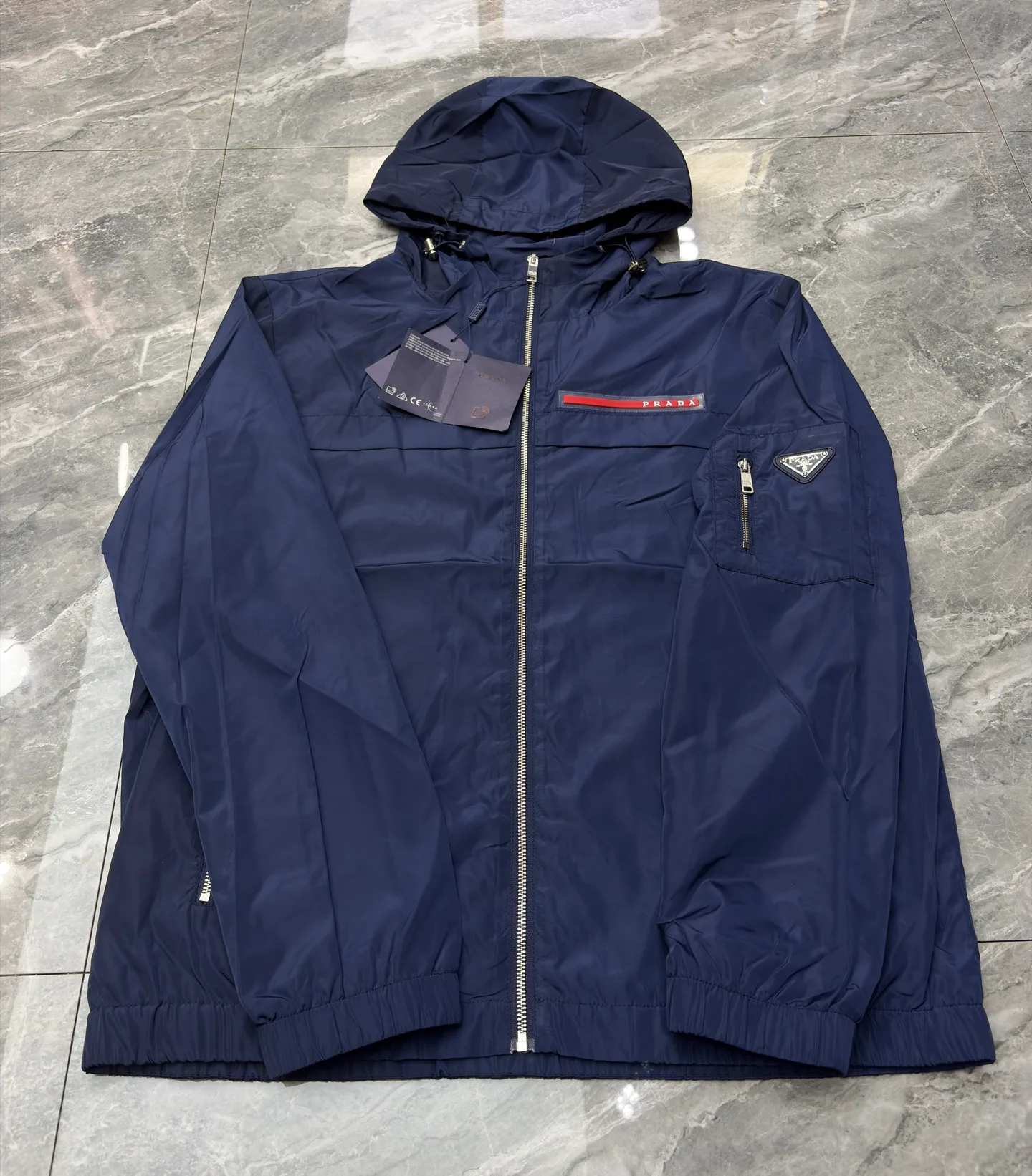 Куртки И Пуховики Мужские Prada 11690869