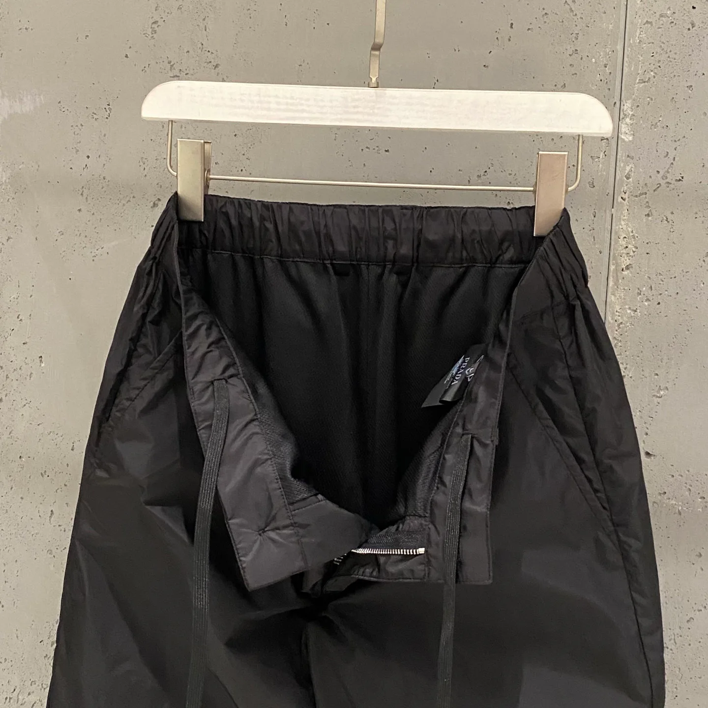 Брюки Мужские Prada 11622065