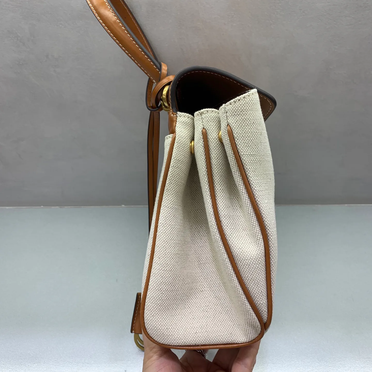 Классические Сумки Женские Balenciaga 18136011