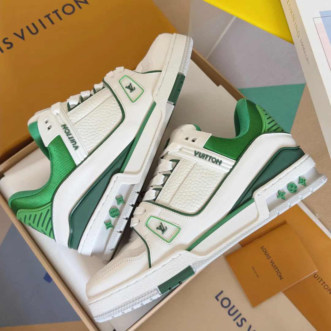 Кроссовки Женские Louis Vuitton 10646338