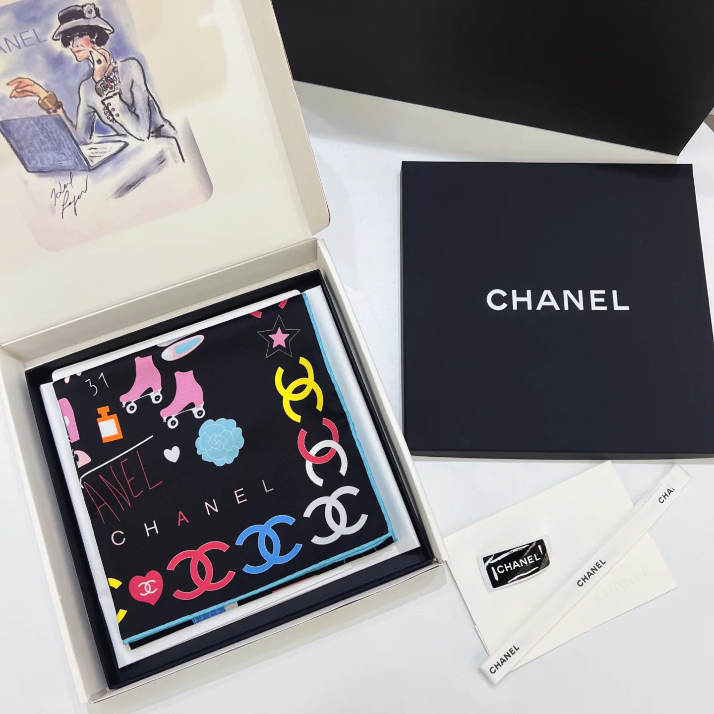 Платки Chanel 5021540