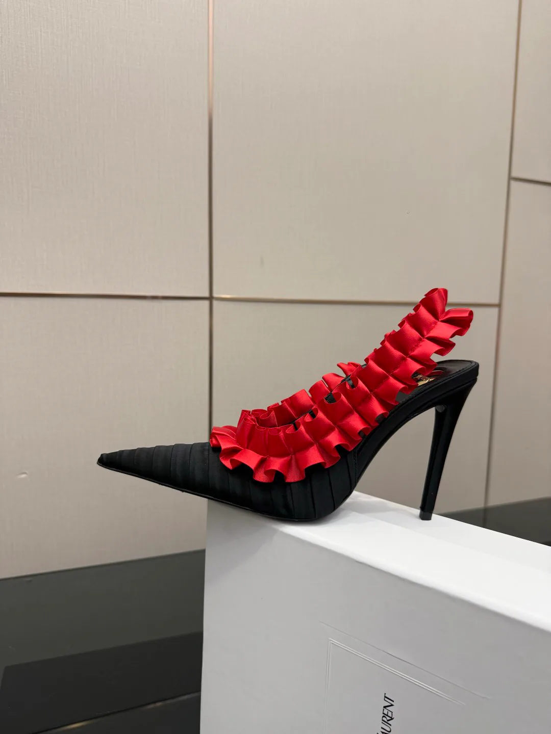 Туфли Женские Saint Laurent 5399942