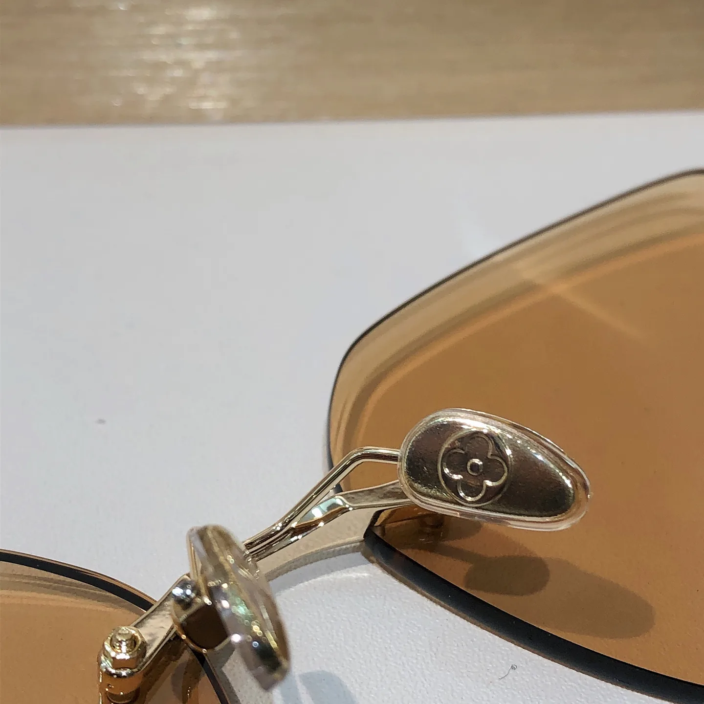 Очки Louis Vuitton 18669969