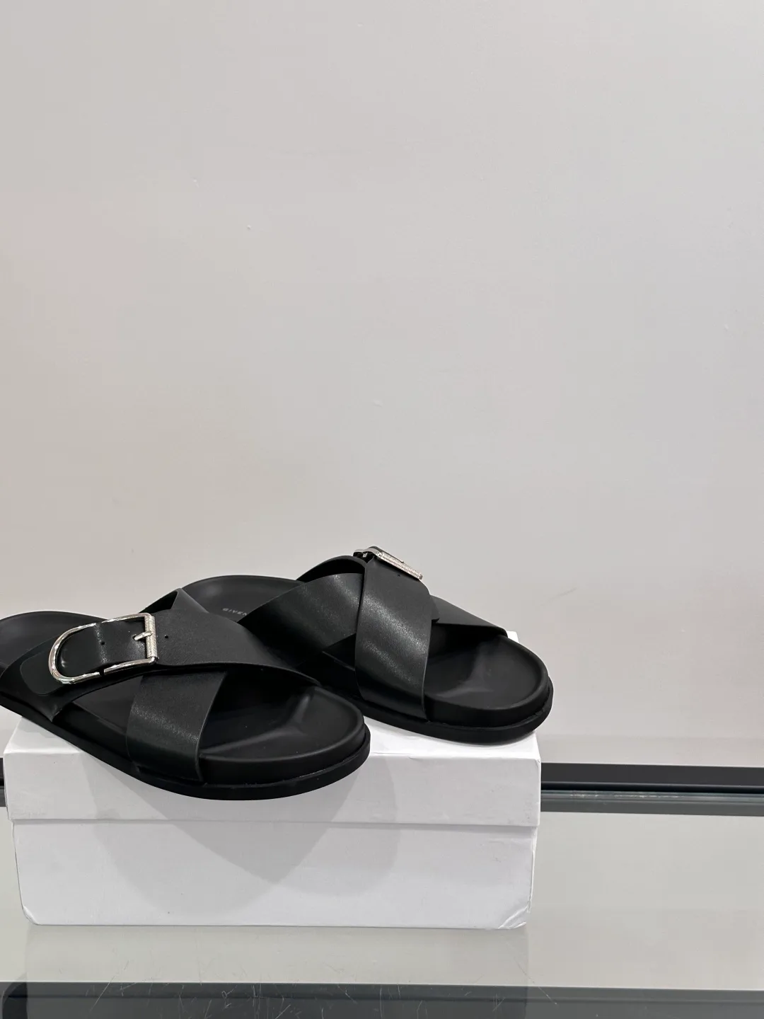 Шлепанцы Мужские Givenchy 36315