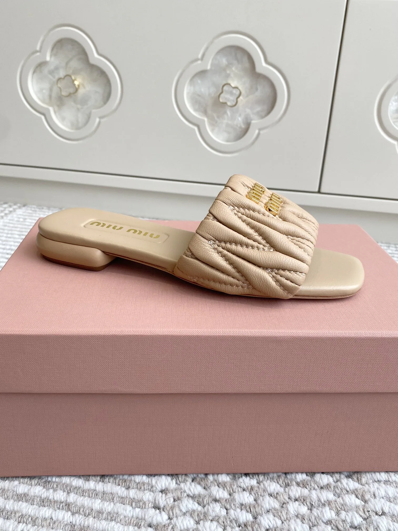 Шлепанцы Женские Miu Miu 11701940