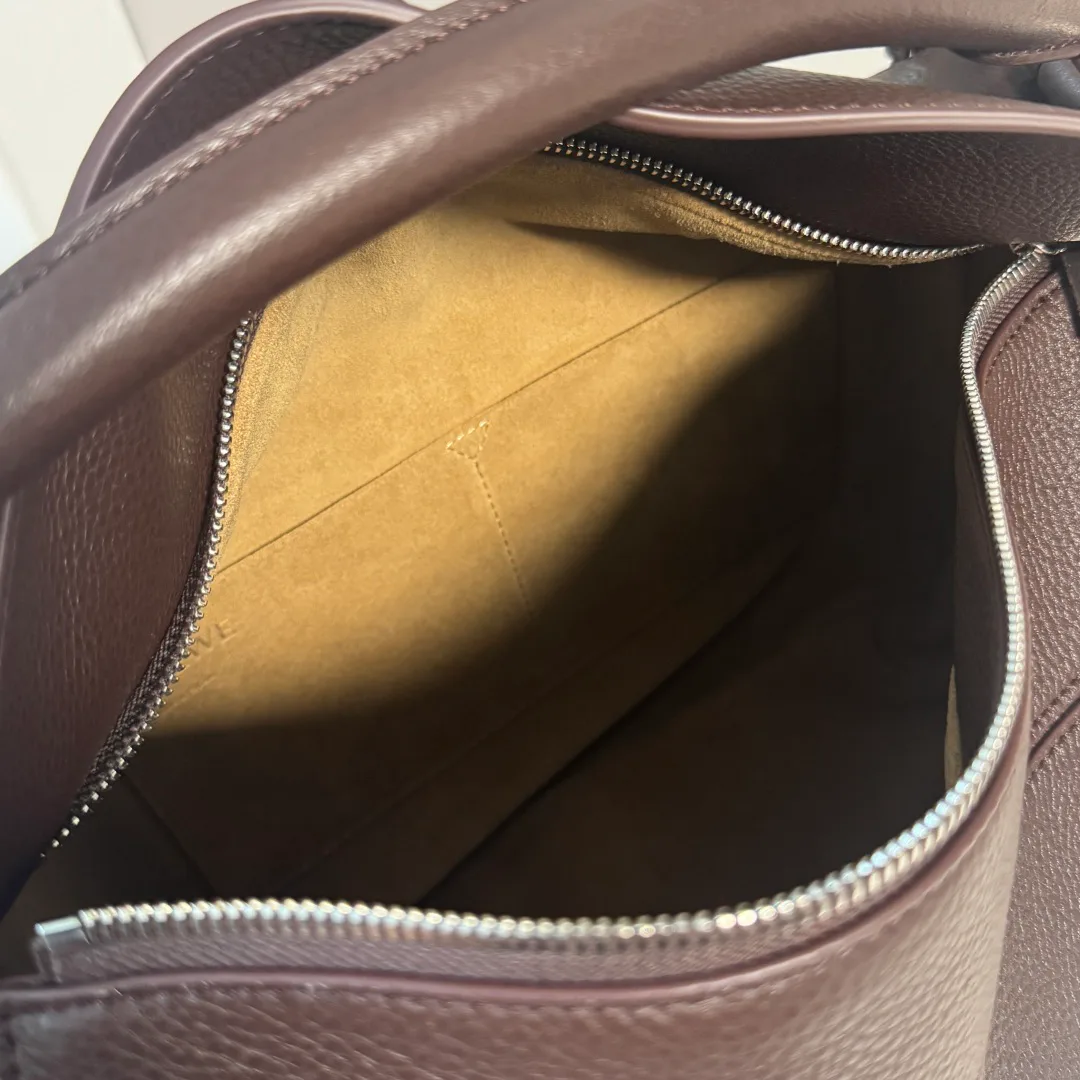 Классические Сумки Женские Loewe 18030339