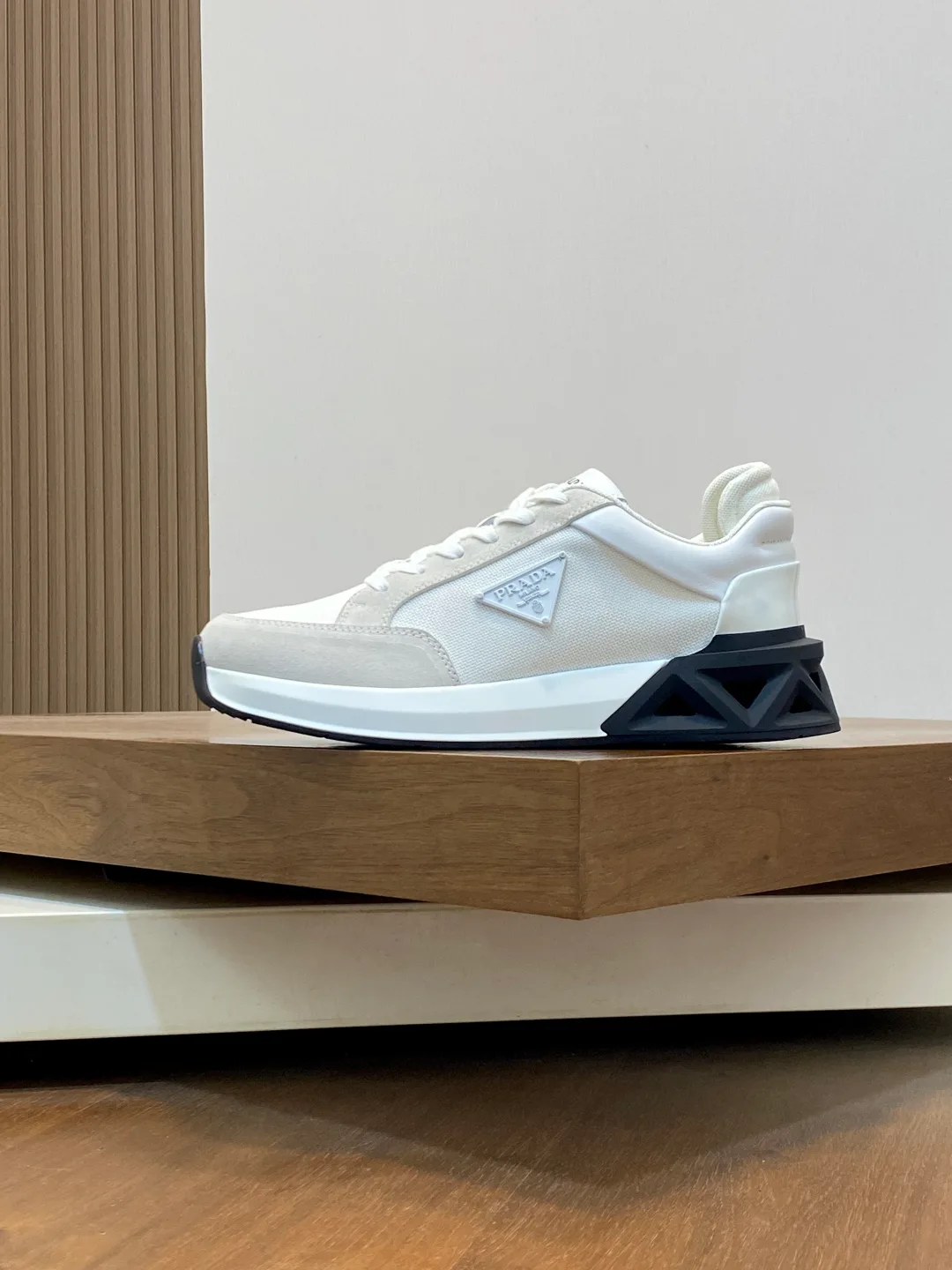 Кроссовки Мужские Prada 97950