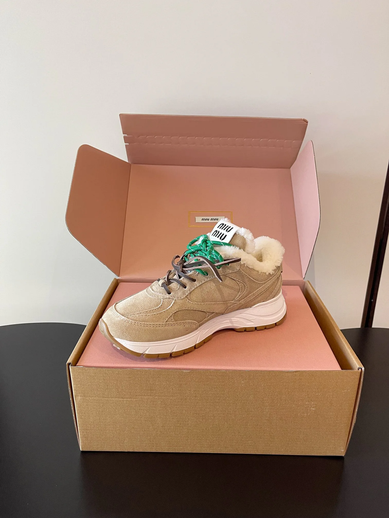 Кроссовки Женские Miu Miu 81097