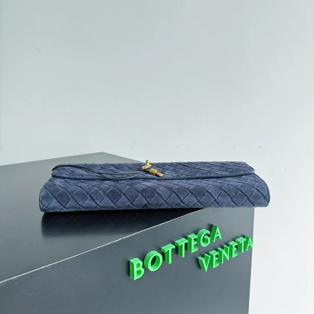 Клатчи Женские Bottega Veneta 11191822