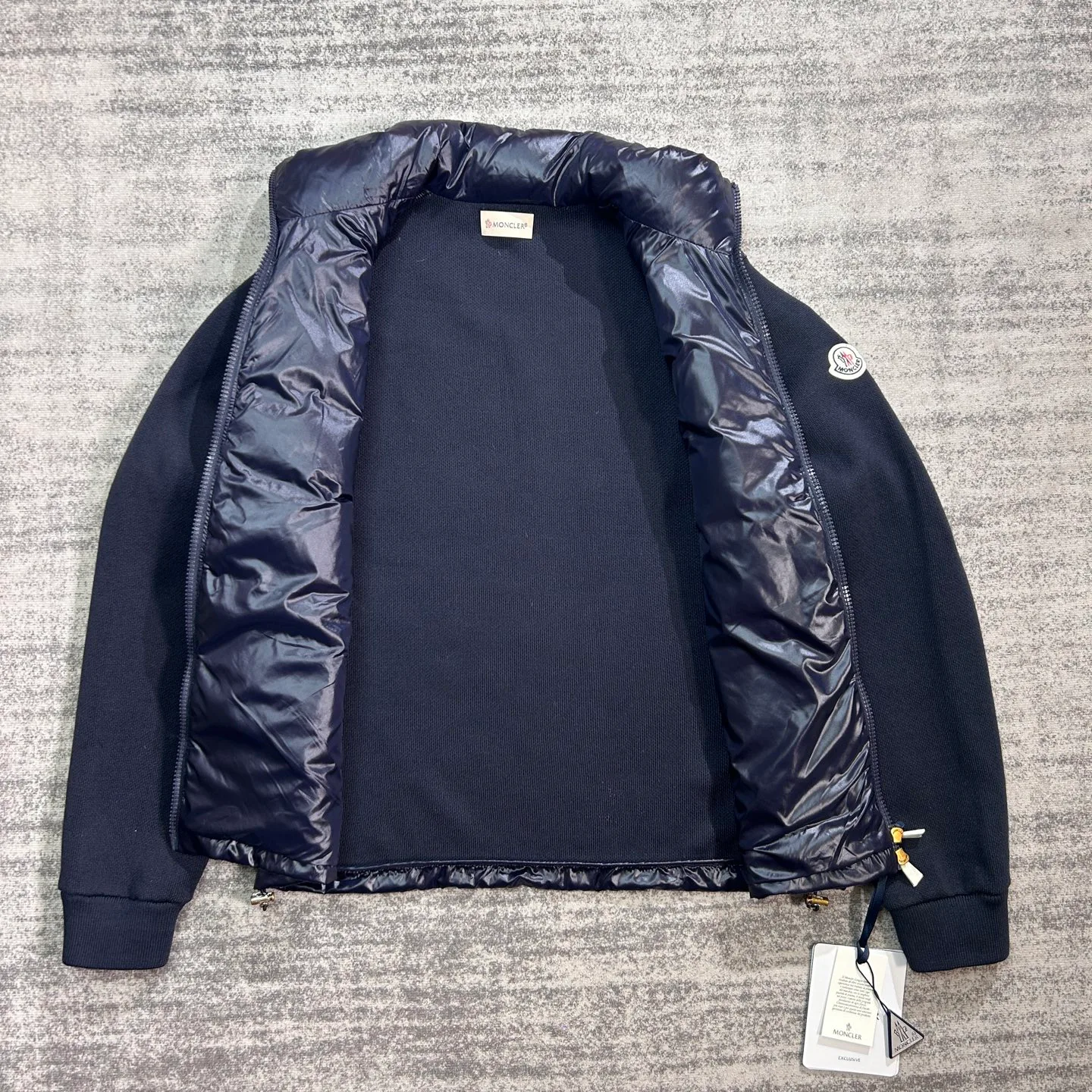 Куртки И Пуховики Женские Moncler 19039352