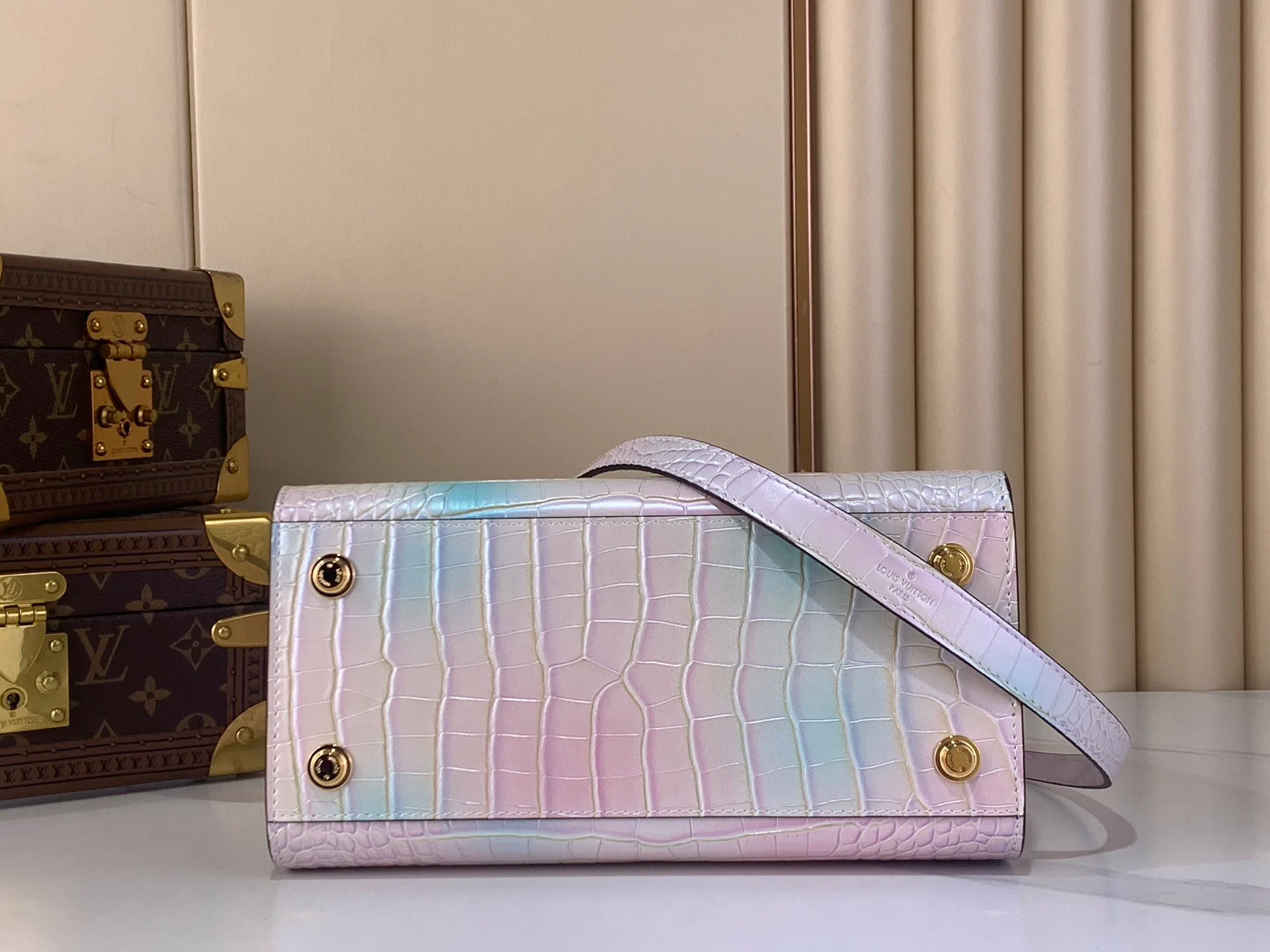 Сумки На Ремне Женские Louis Vuitton 5904539
