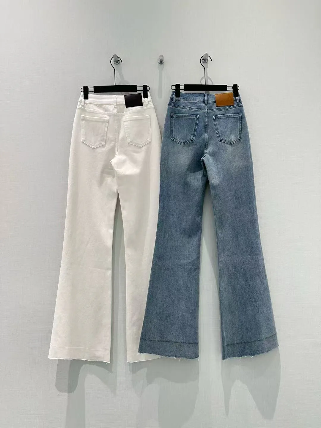 Джинсы Женские Saint Laurent 1698617